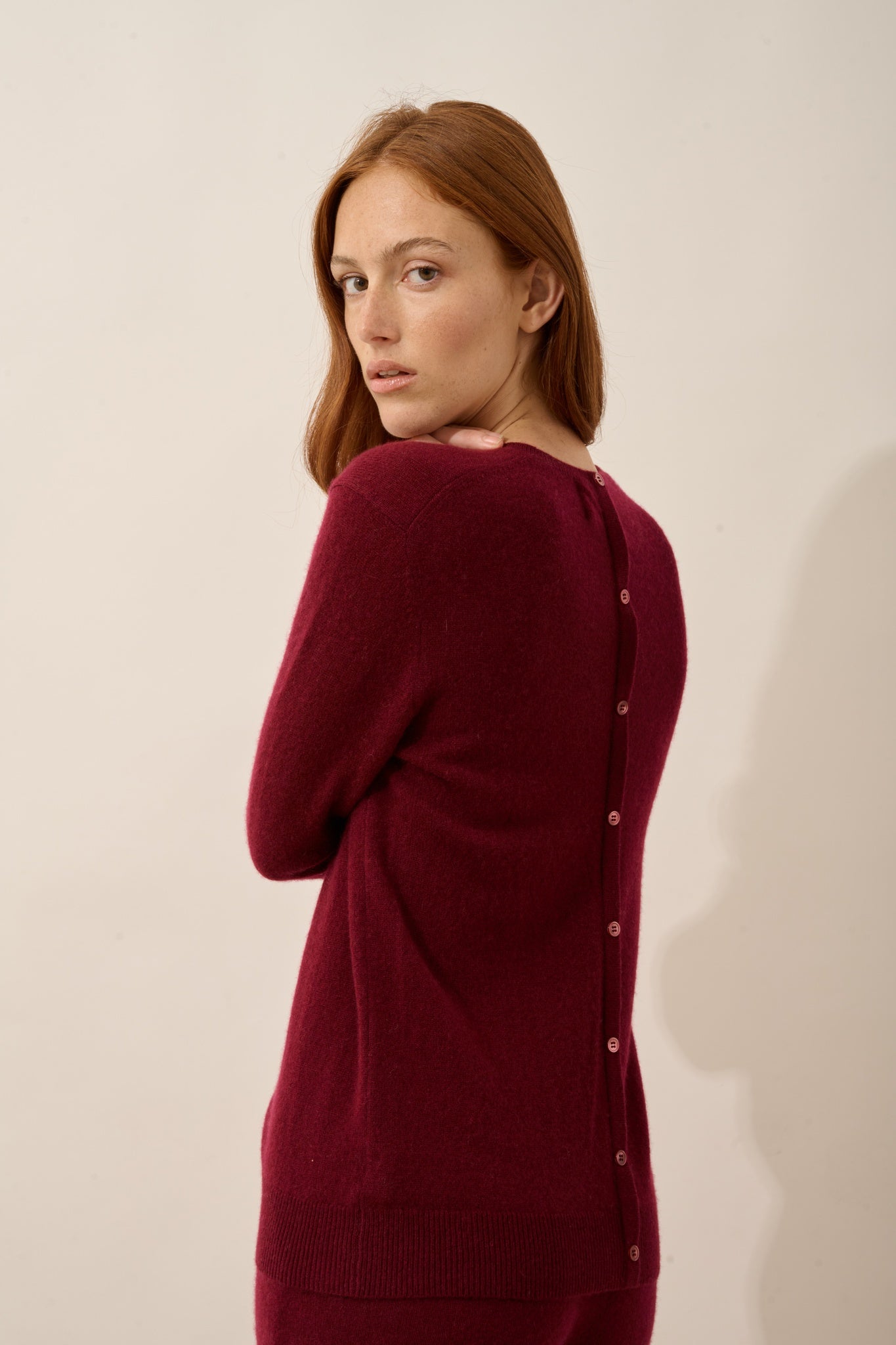 JANICE pull col rond bordeaux