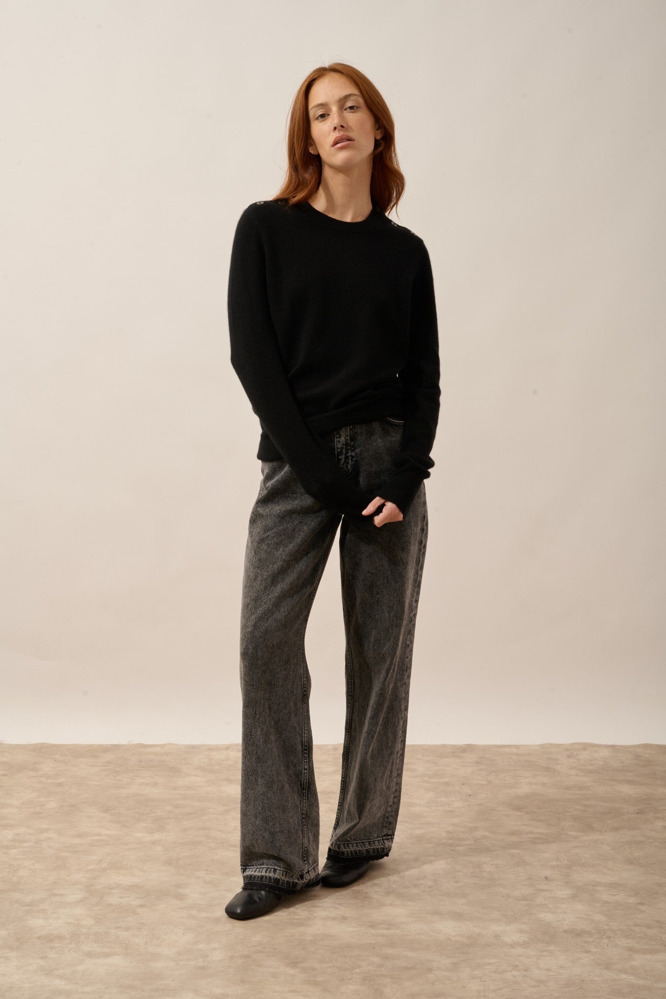 jeanne pull col rond marin noir