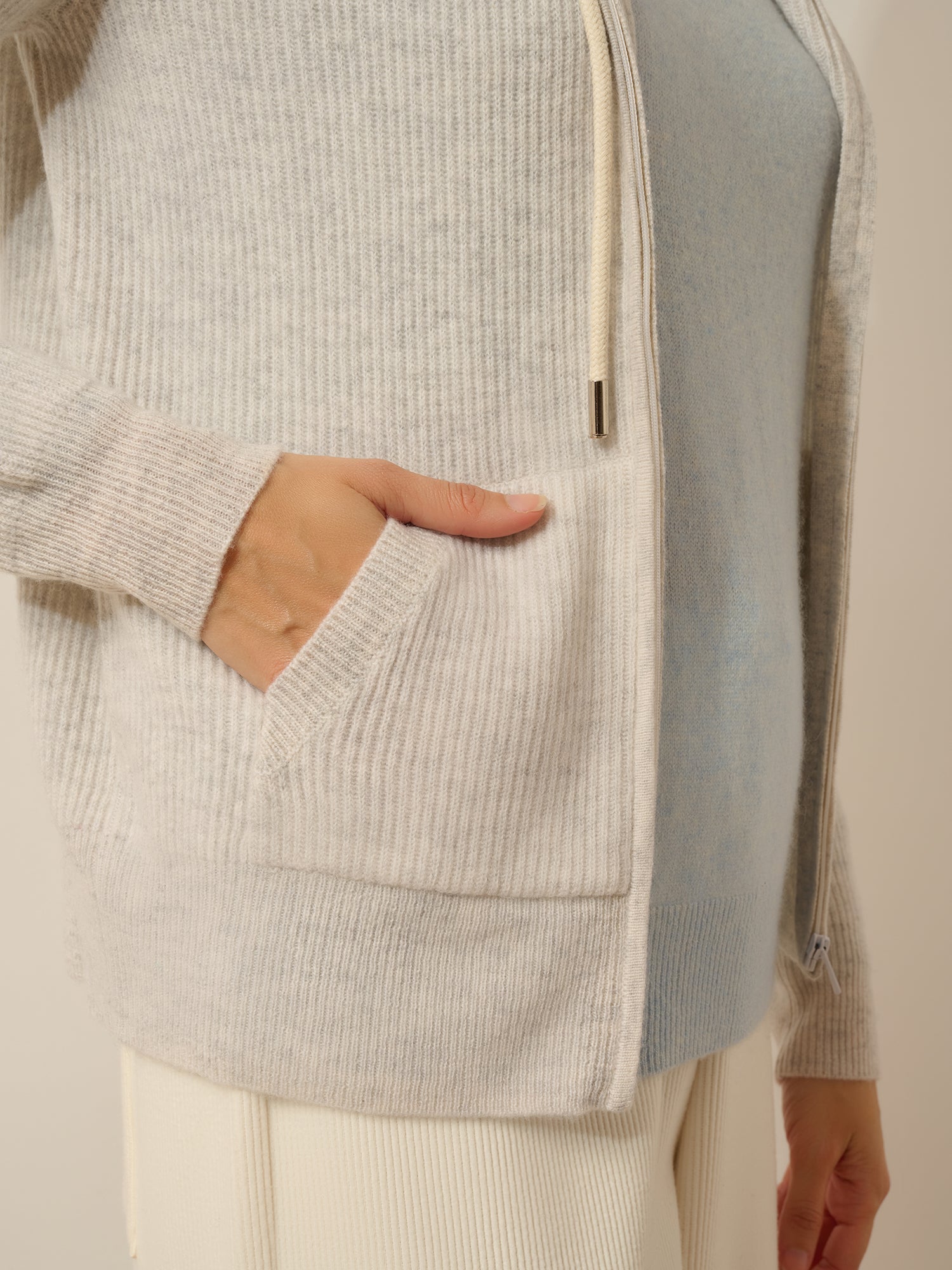 JIJISUN gilet zippé capuche gris perle chiné