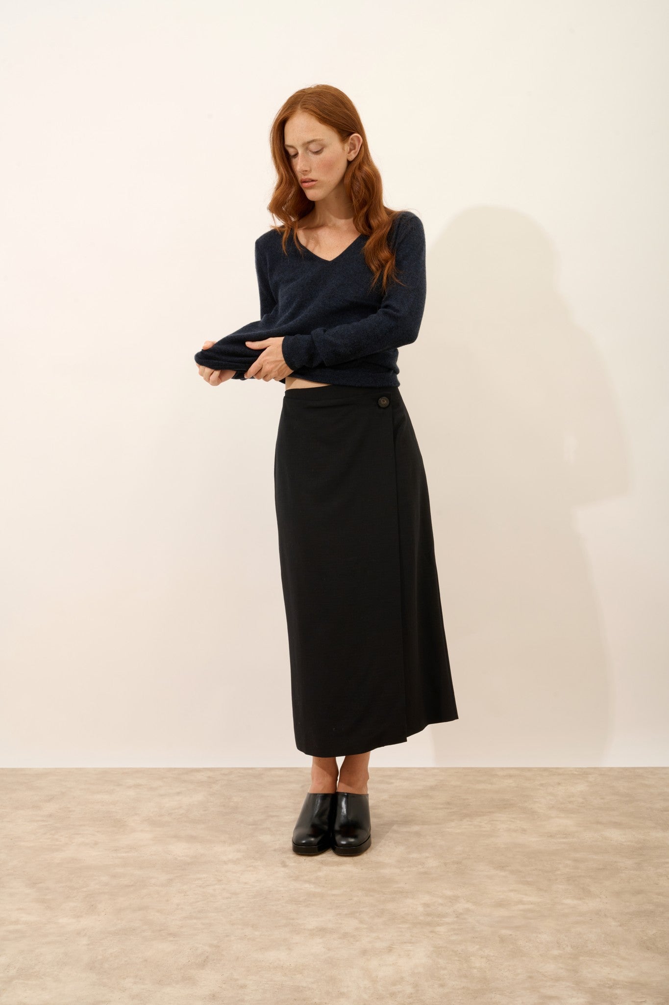 joan pull col v caviar 100% cachemire