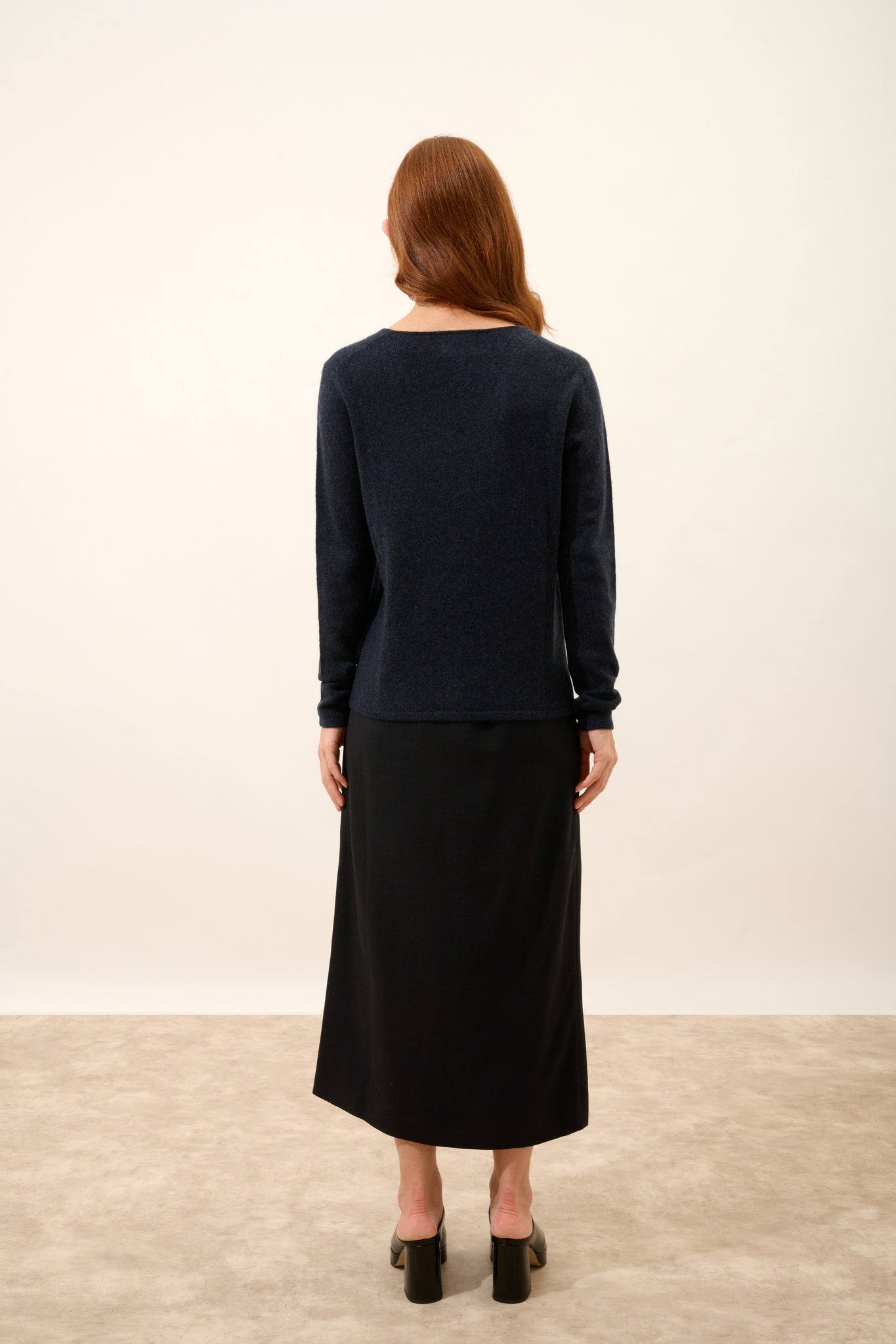 JOAN pull col v caviar