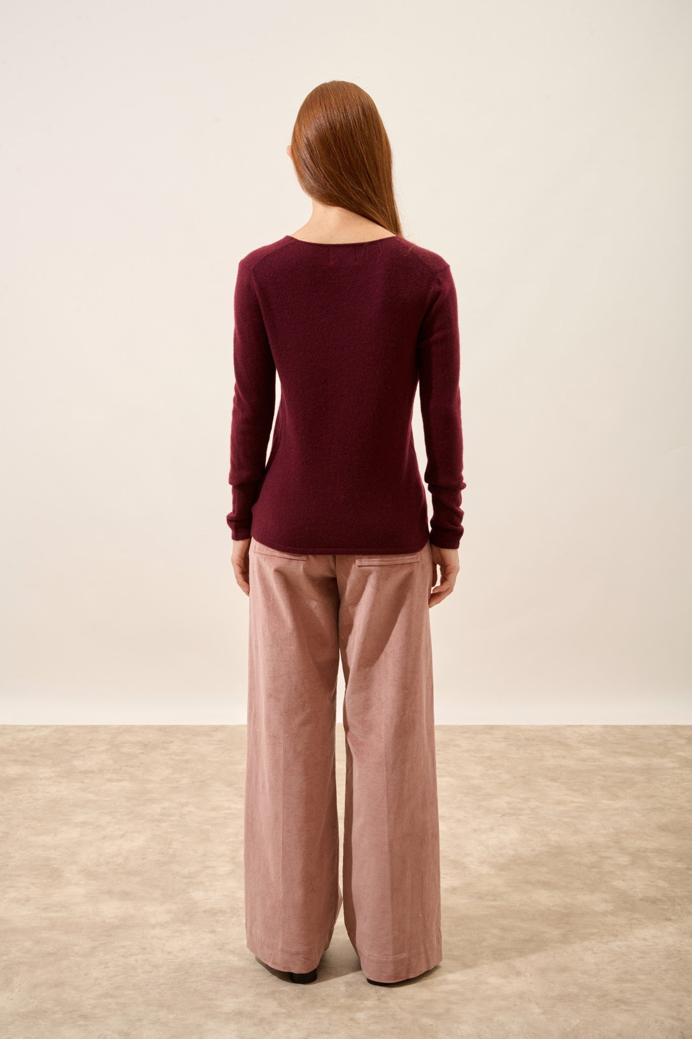 joan pull col v mûre 100% cachemire