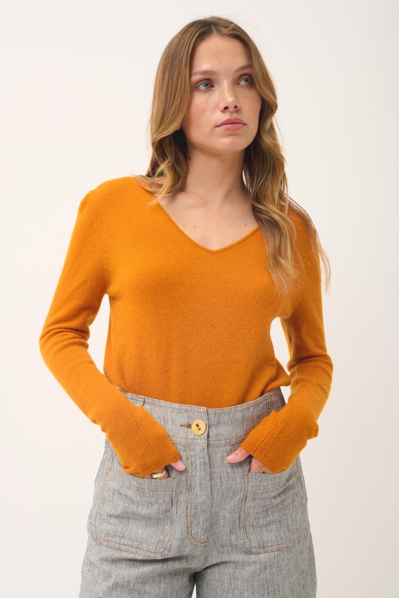 JOAN v-neck sweater ochre