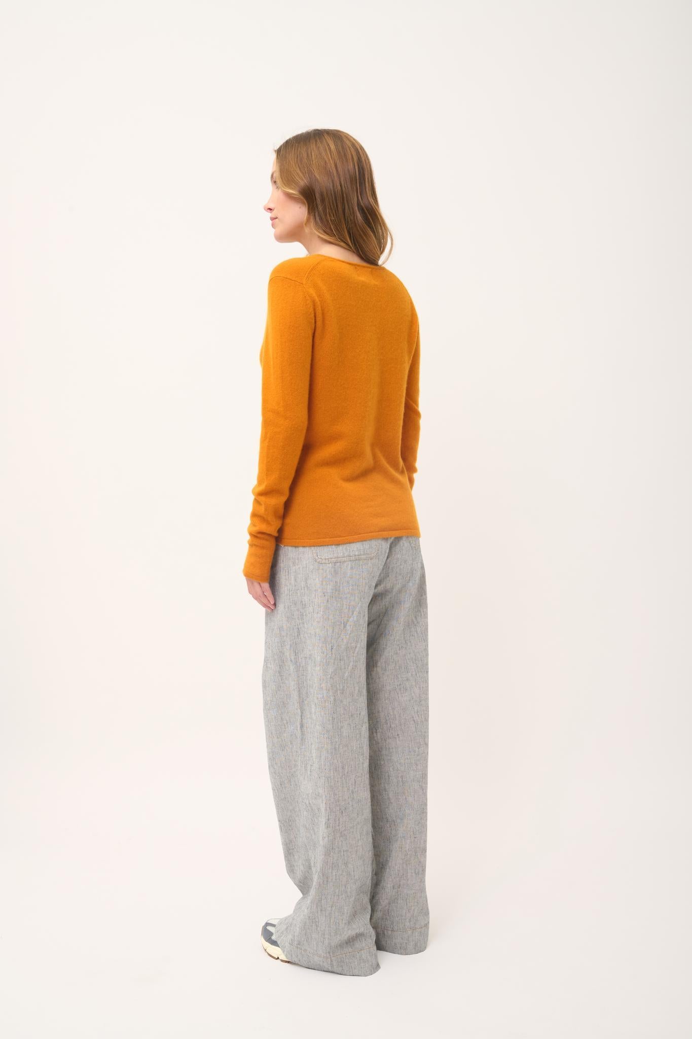 JOAN v-neck sweater ochre