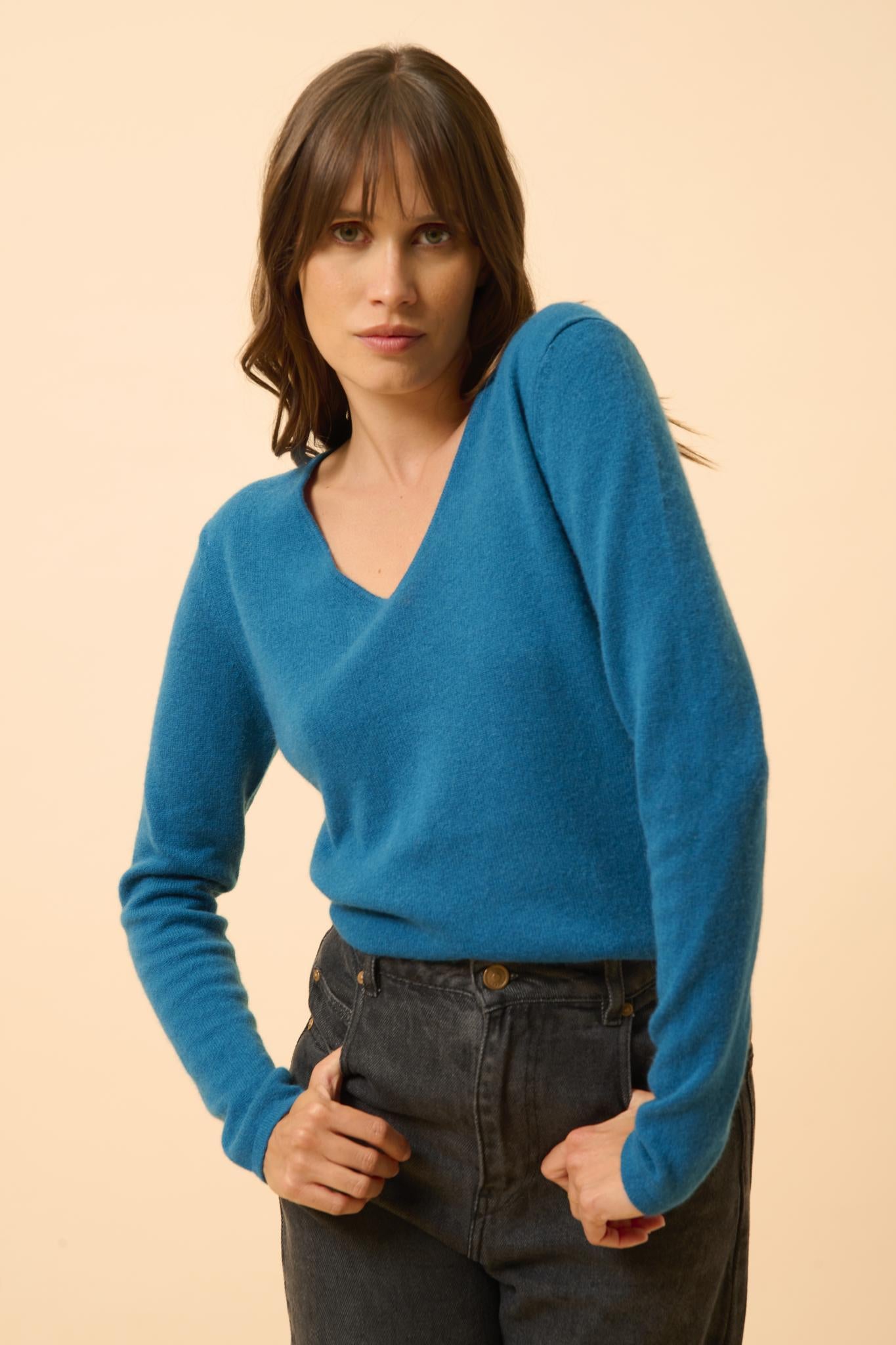 JOAN pull col v paon