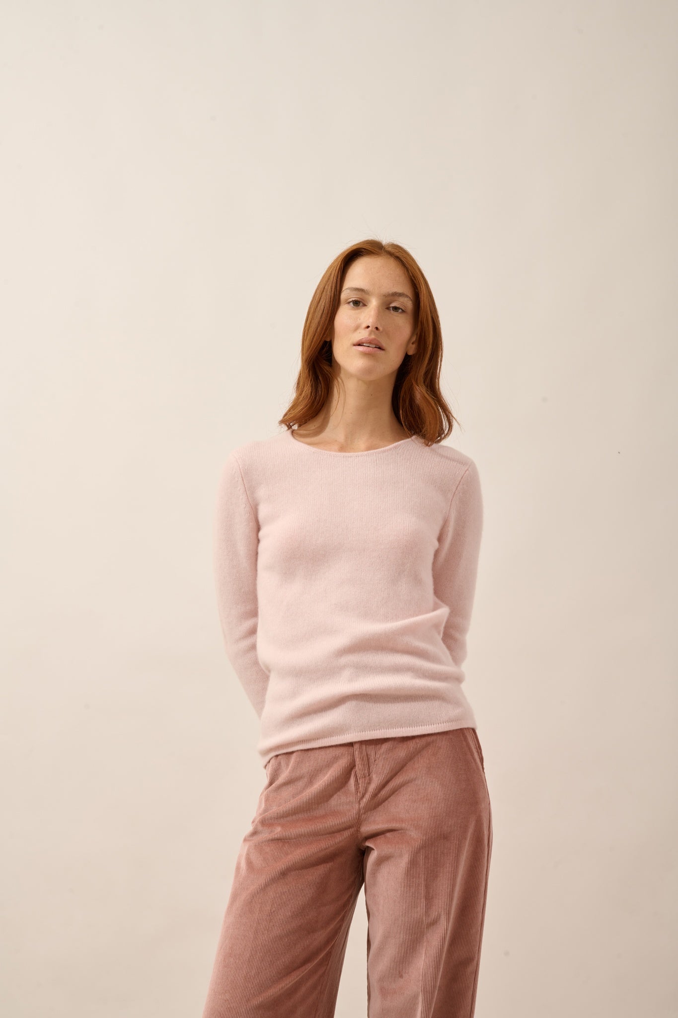 JOYCE pull col rond 4 fils poudre