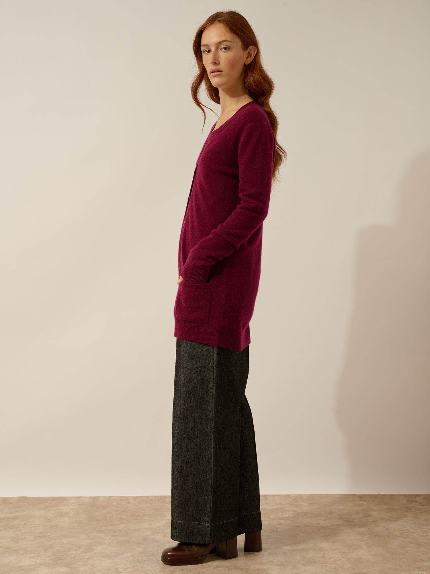 CHELSEA burgundy v-neck cardigan