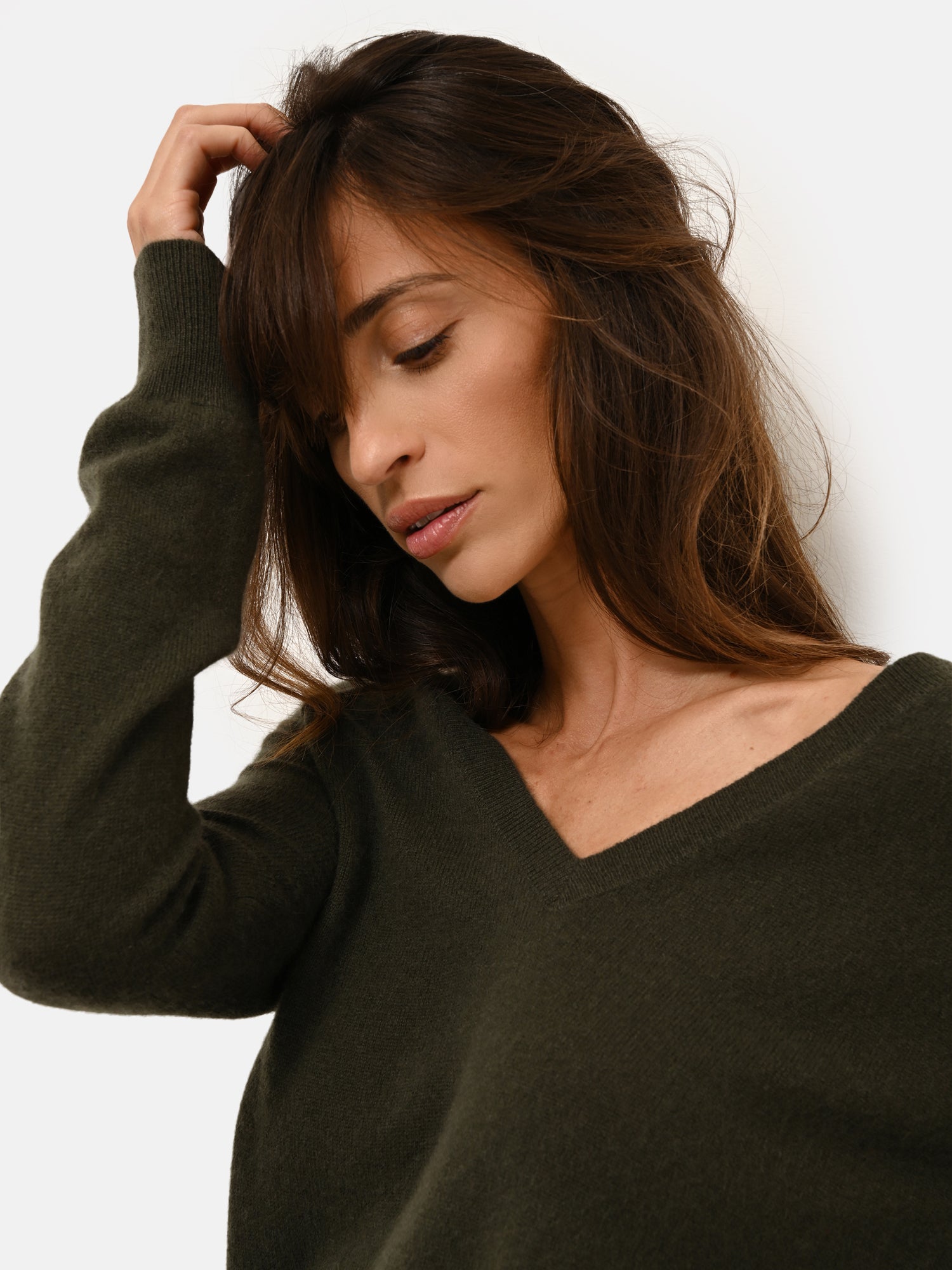 PHOEBE pull col v kaki