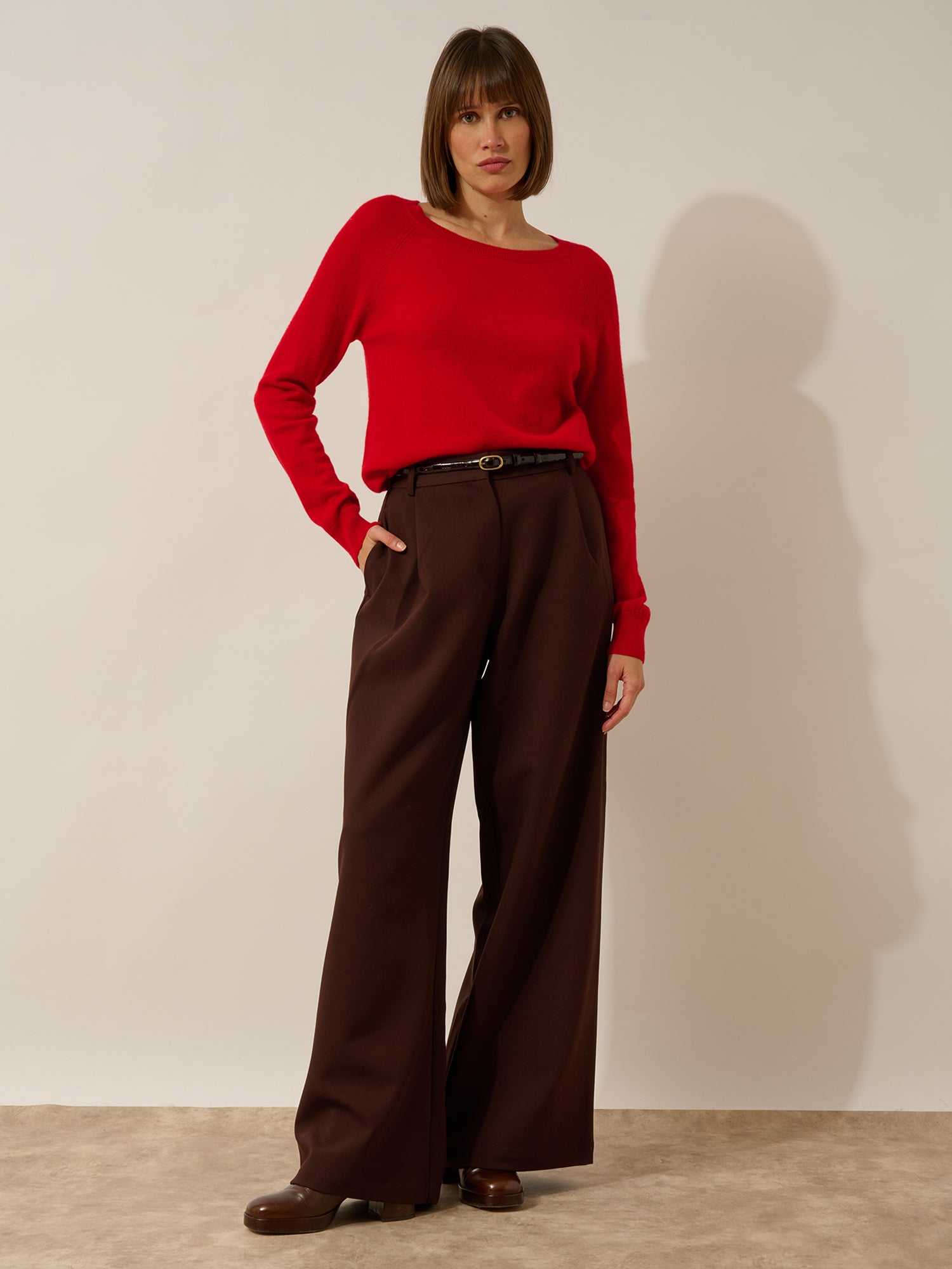 ABIGAIL pull col bateau goutte dos rouge