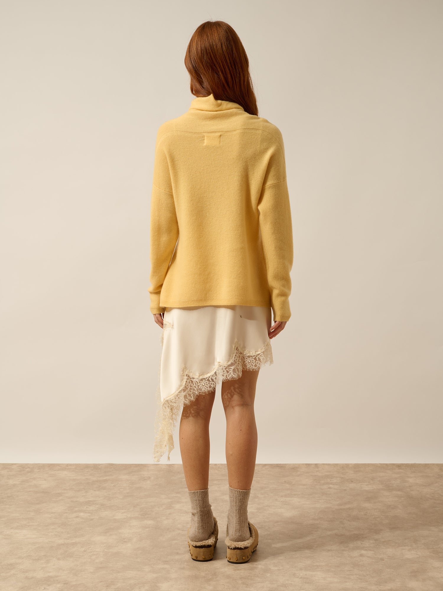 BLANTYRE pull col roulé vanille