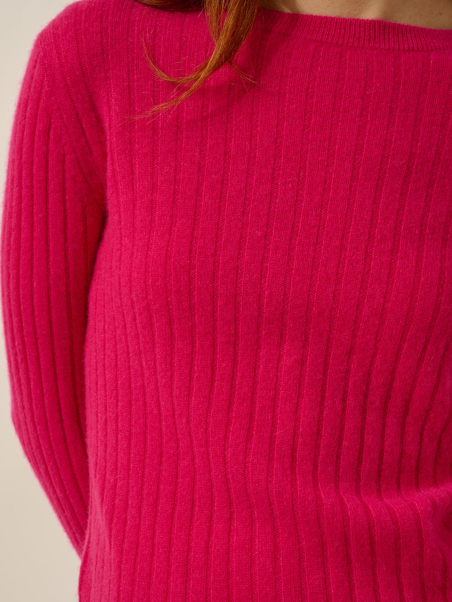 AVANA round-neck sweater fuchsia