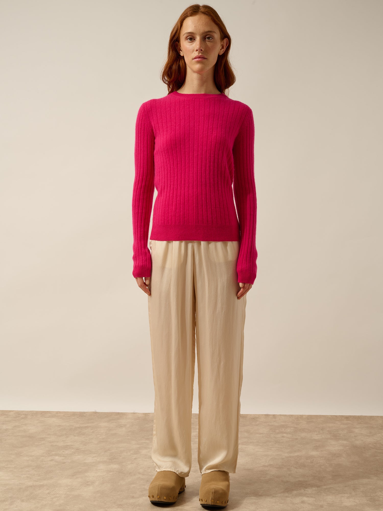 AVANA round-neck sweater fuchsia