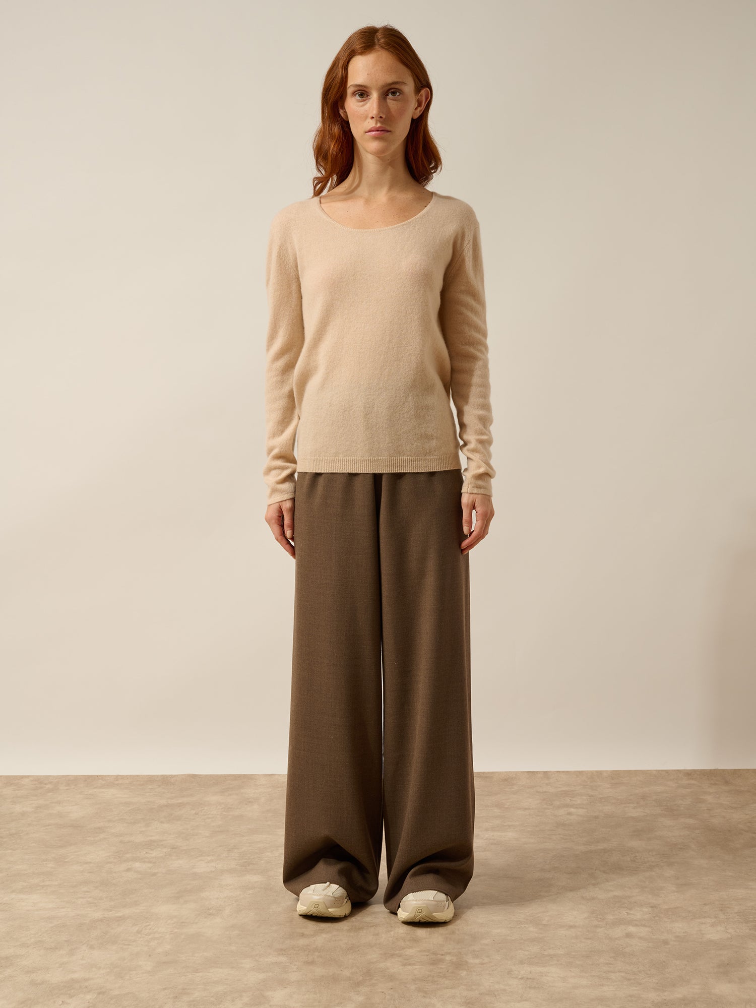 FIONA boat-neck sweater sand