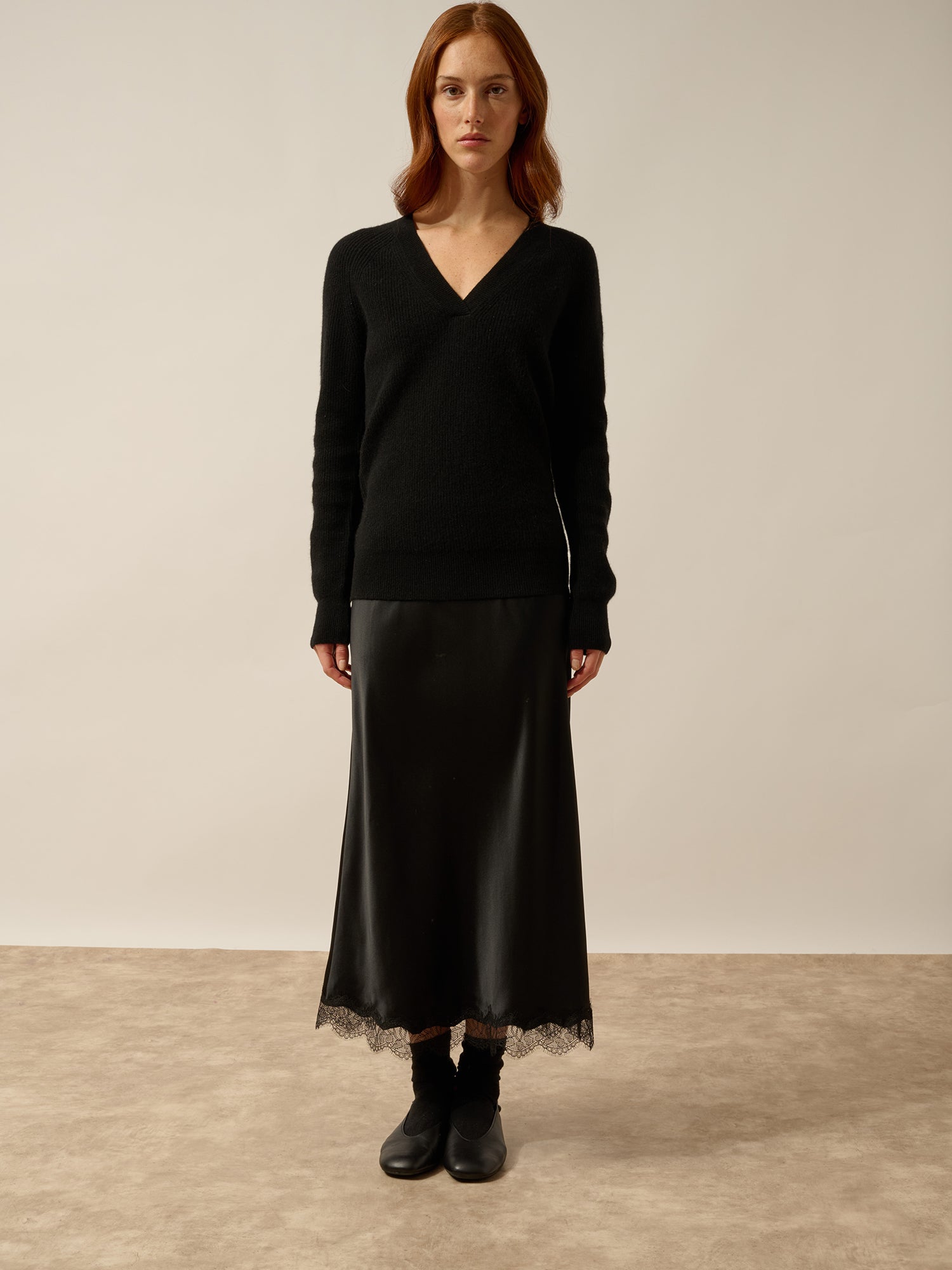 ISALUNE pull col v noir