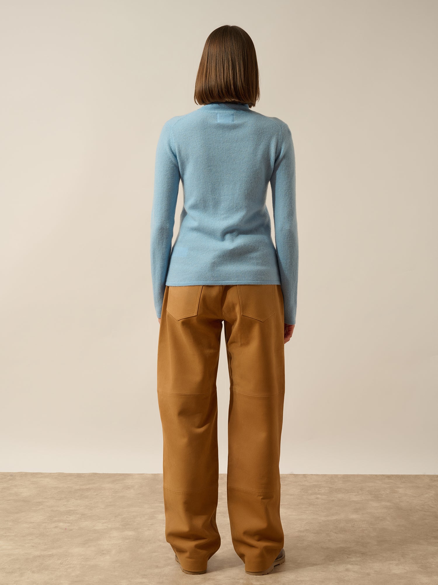 AVA pull col roulé bleu inca