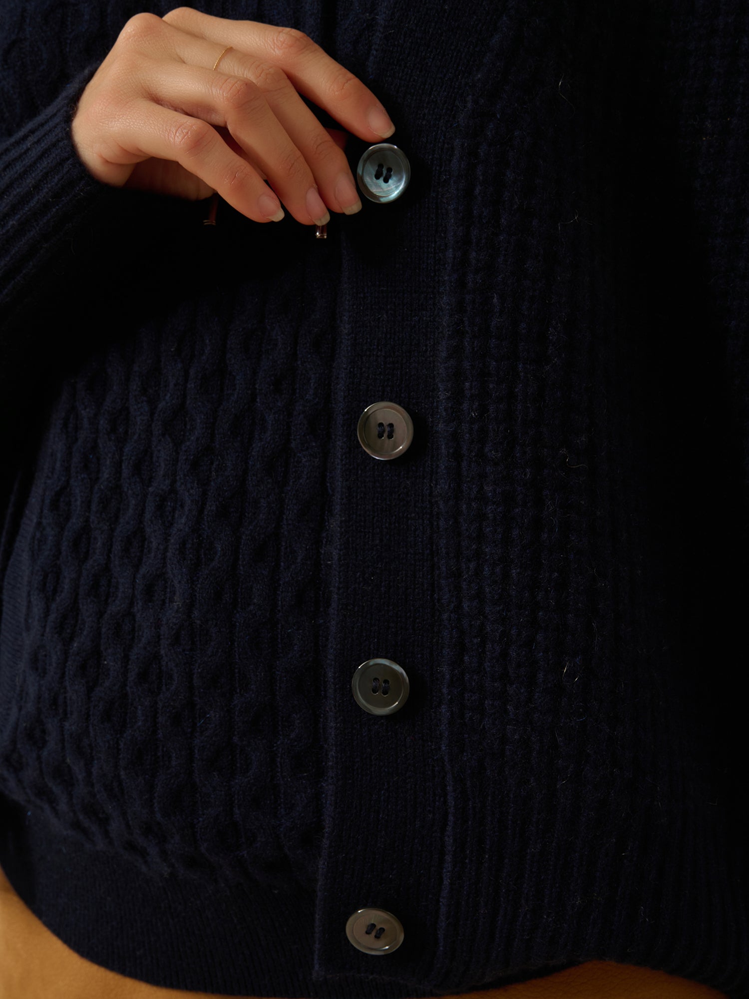 CLARA cardigan col v 6 fils navy