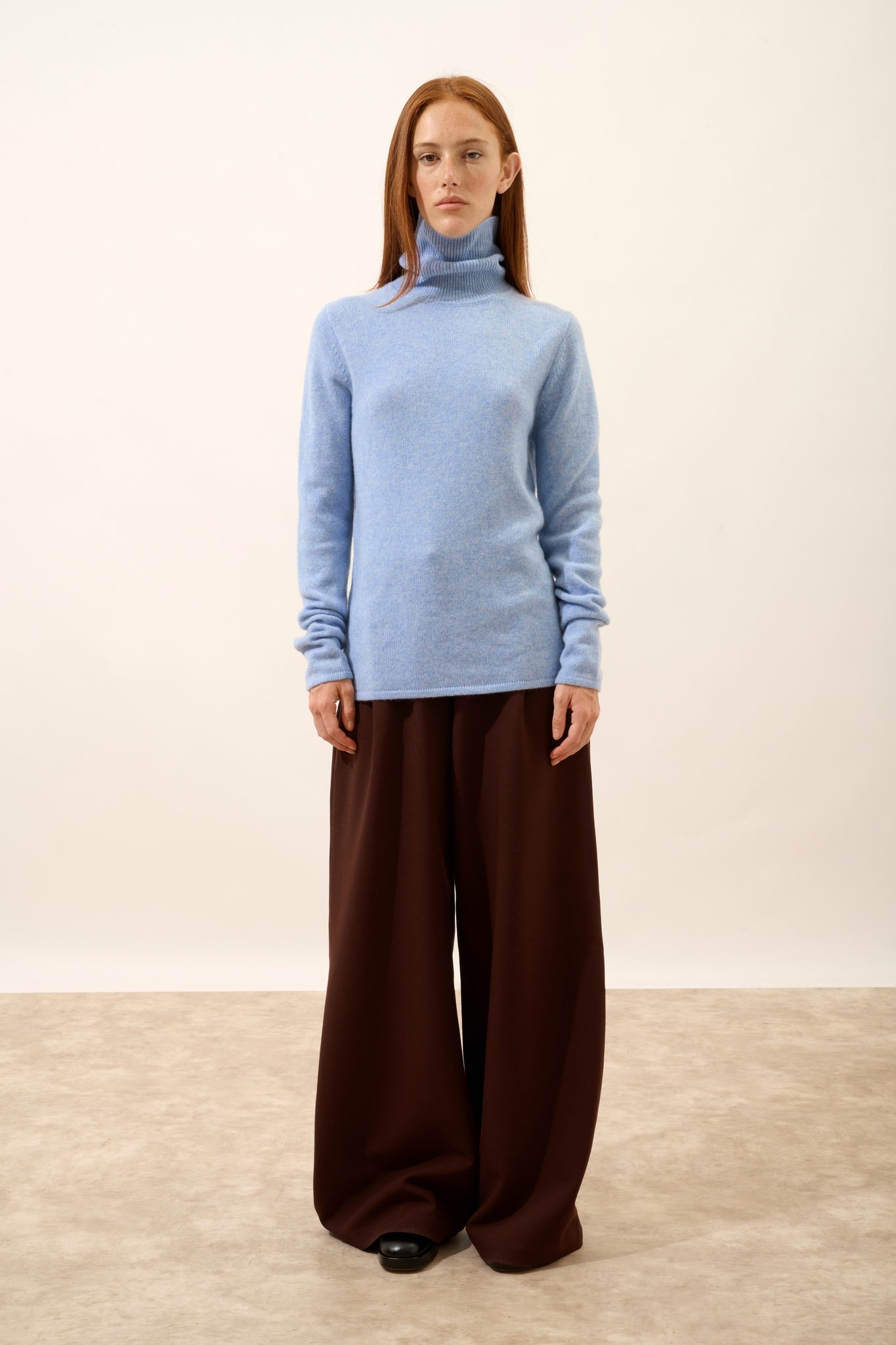 JUNE pull col roulé 4 fils bleu ciel chiné