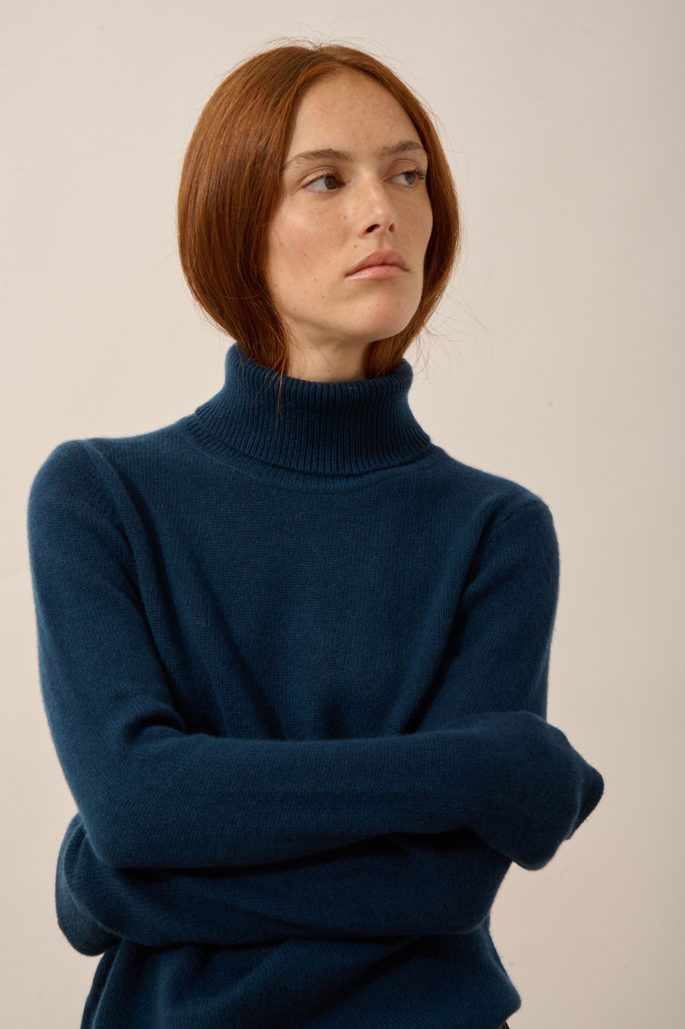 june pull col roulé 4 fils bleu pétrole