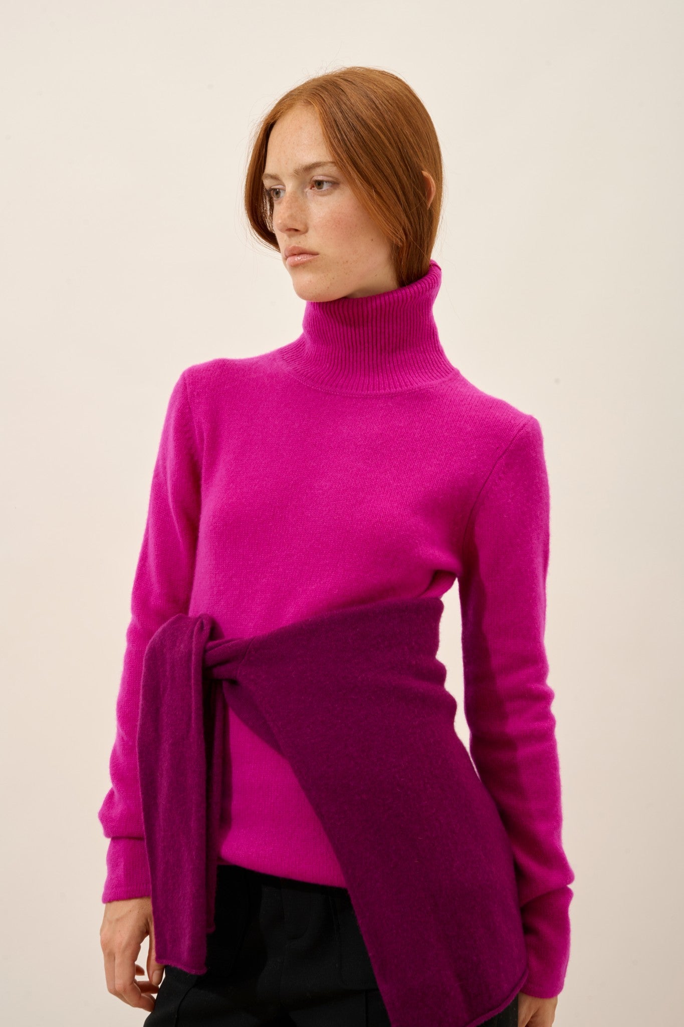 june pull col roulé 4 fils violine 100% cachemire