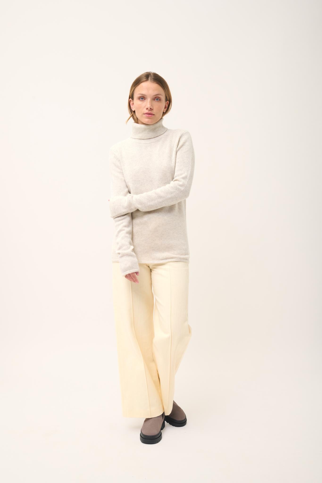 JUNE pull col roulé gris perle chiné