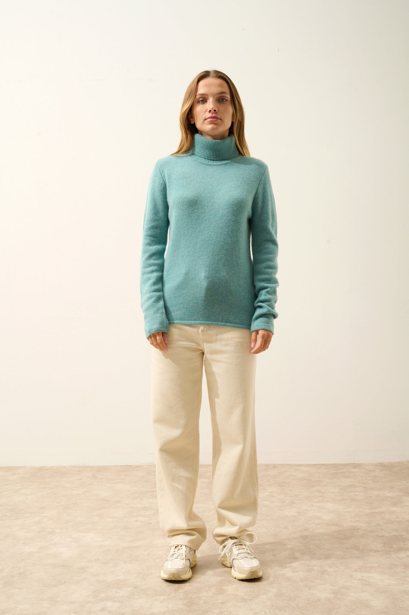 JUNE turtleneck sweater mottled green