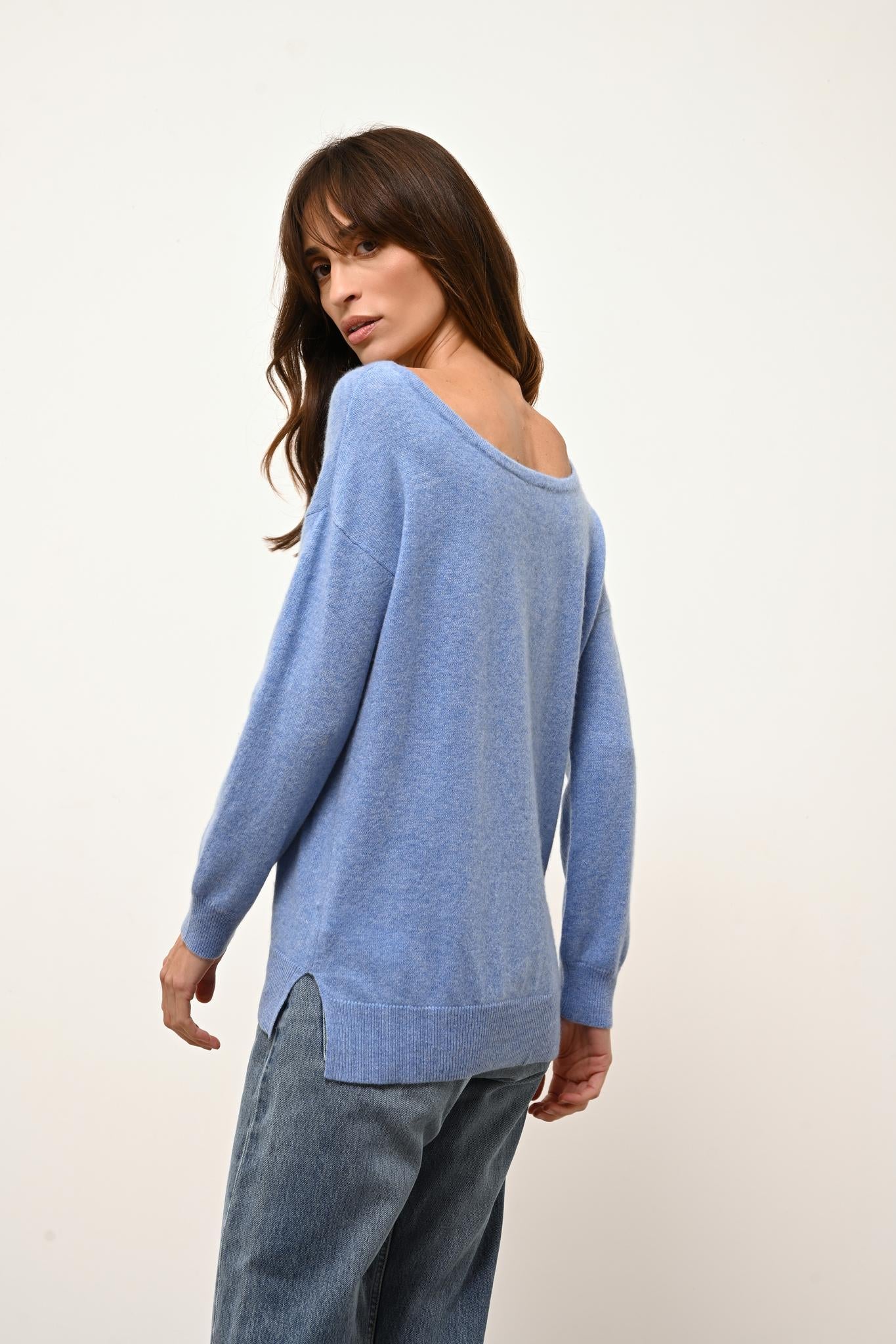 KAREN round-neck sweater sky