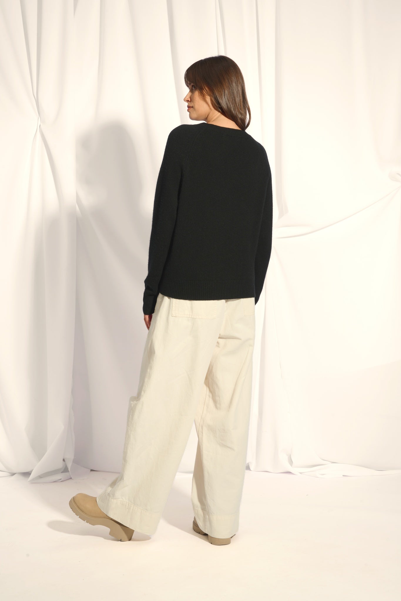 KONA pull col rond noir