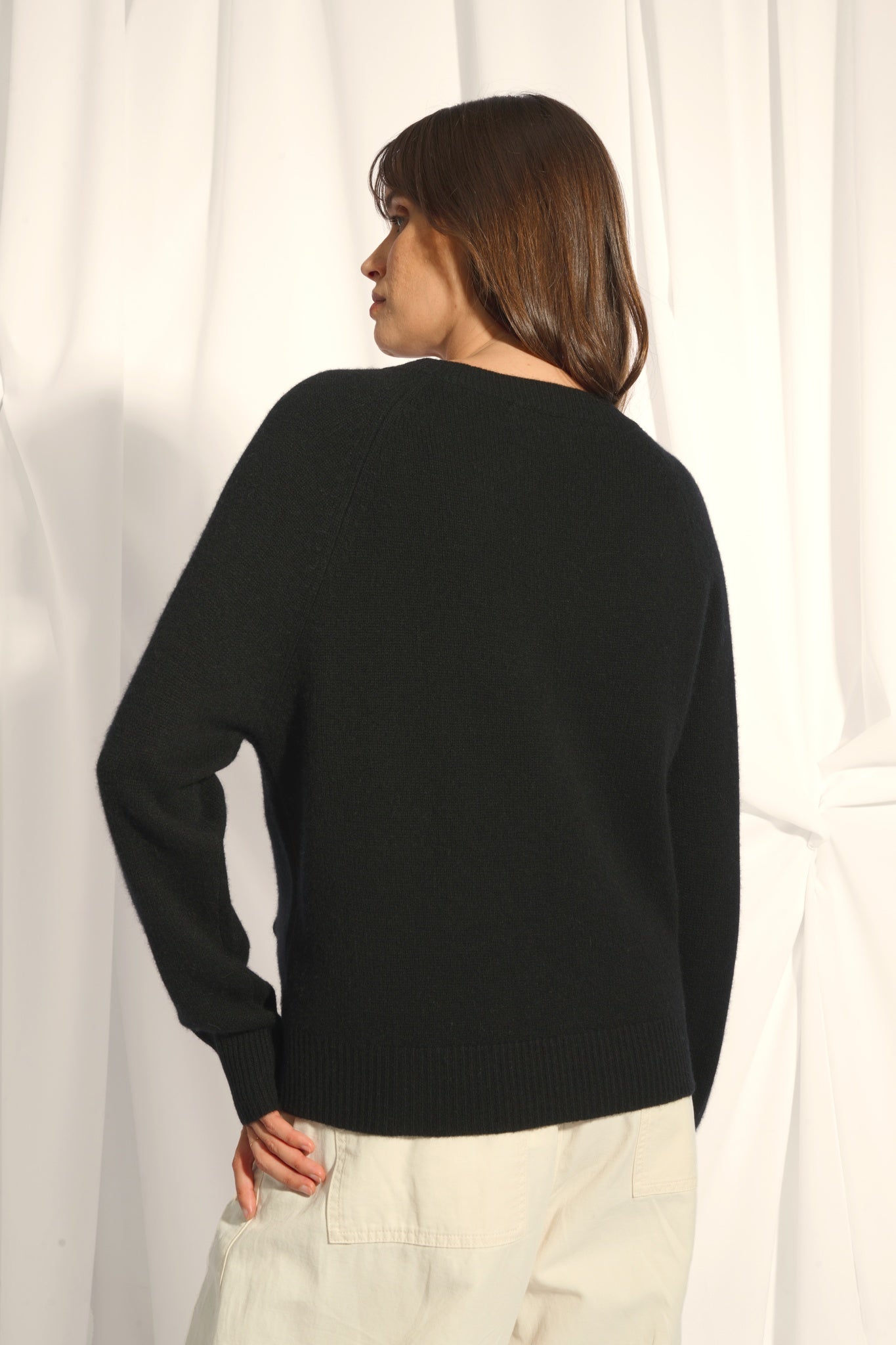 KONA pull col rond noir