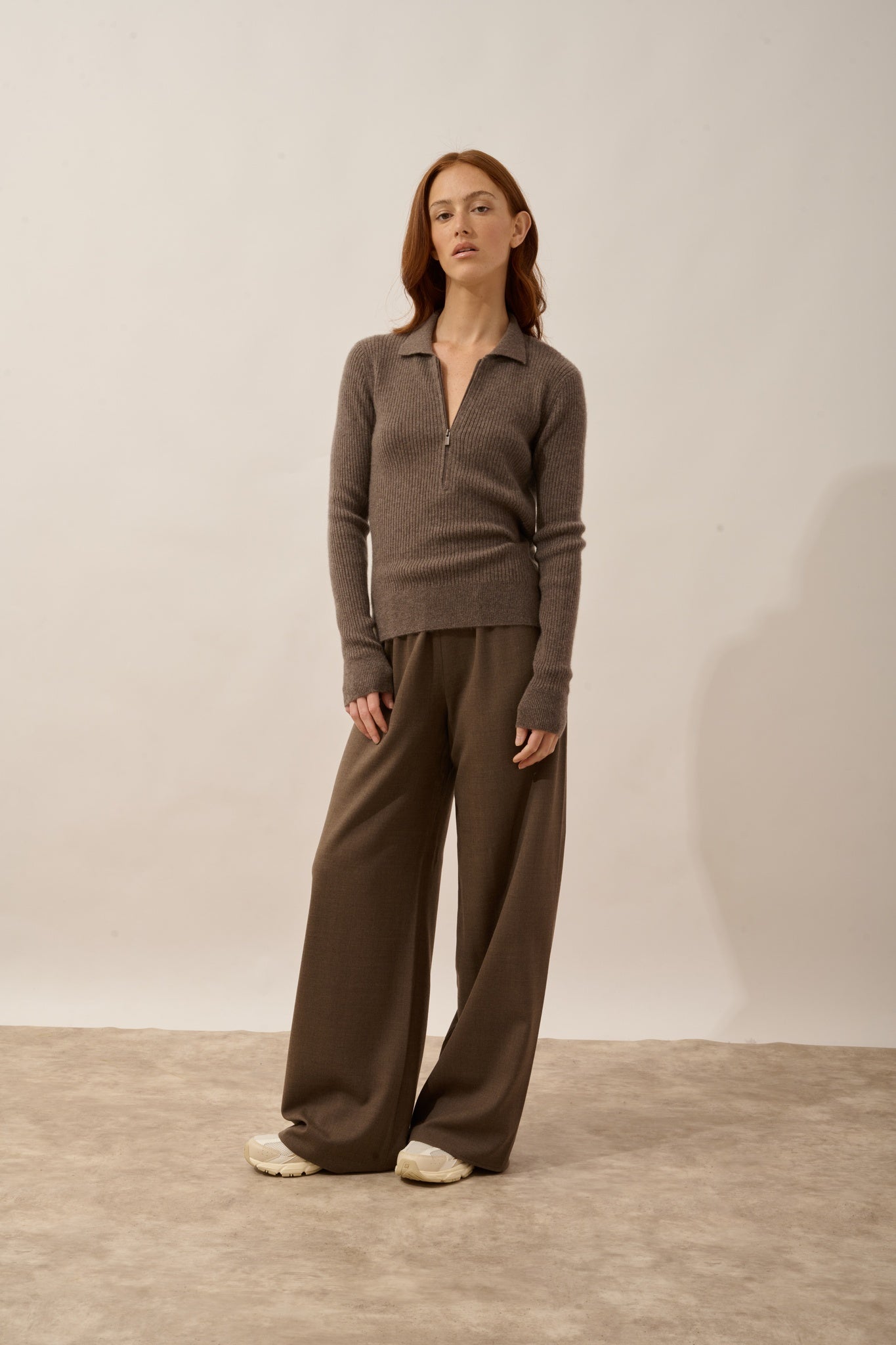 KRISTJAN polo col zippé manches longues taupe chiné