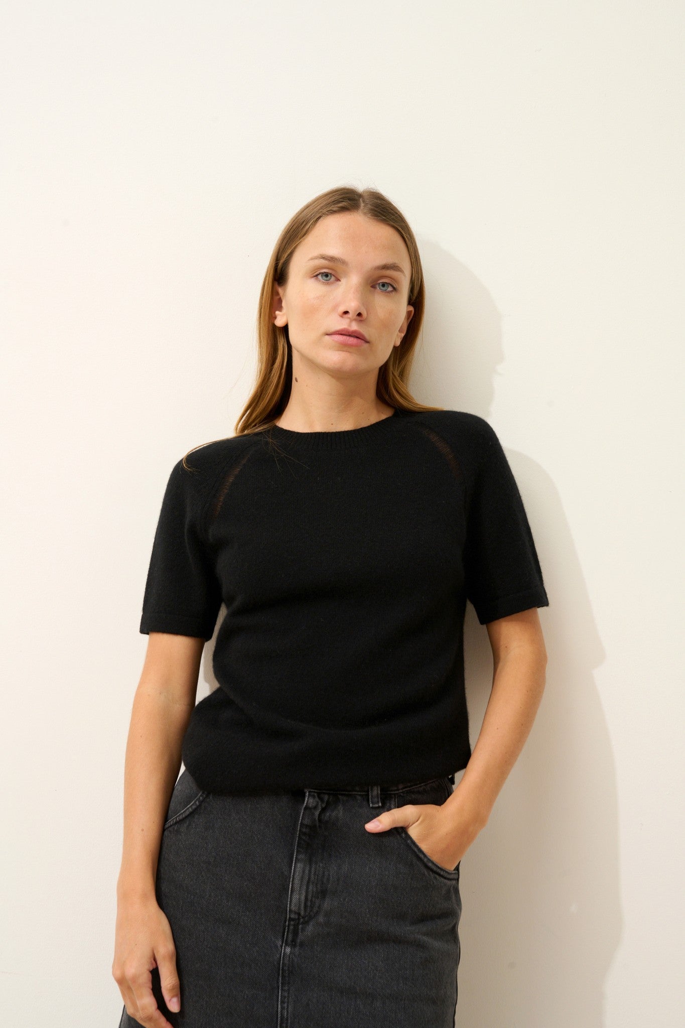 laïsa t-shirt col rond noir 100% cachemire