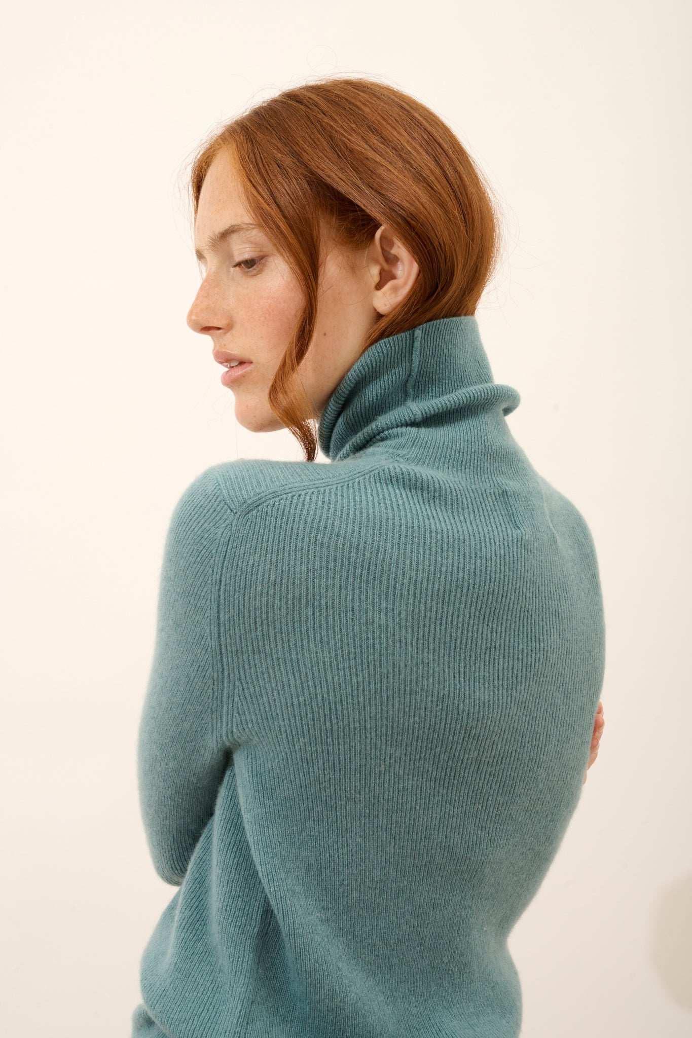 LANAIS pull col roulé eucalyptus