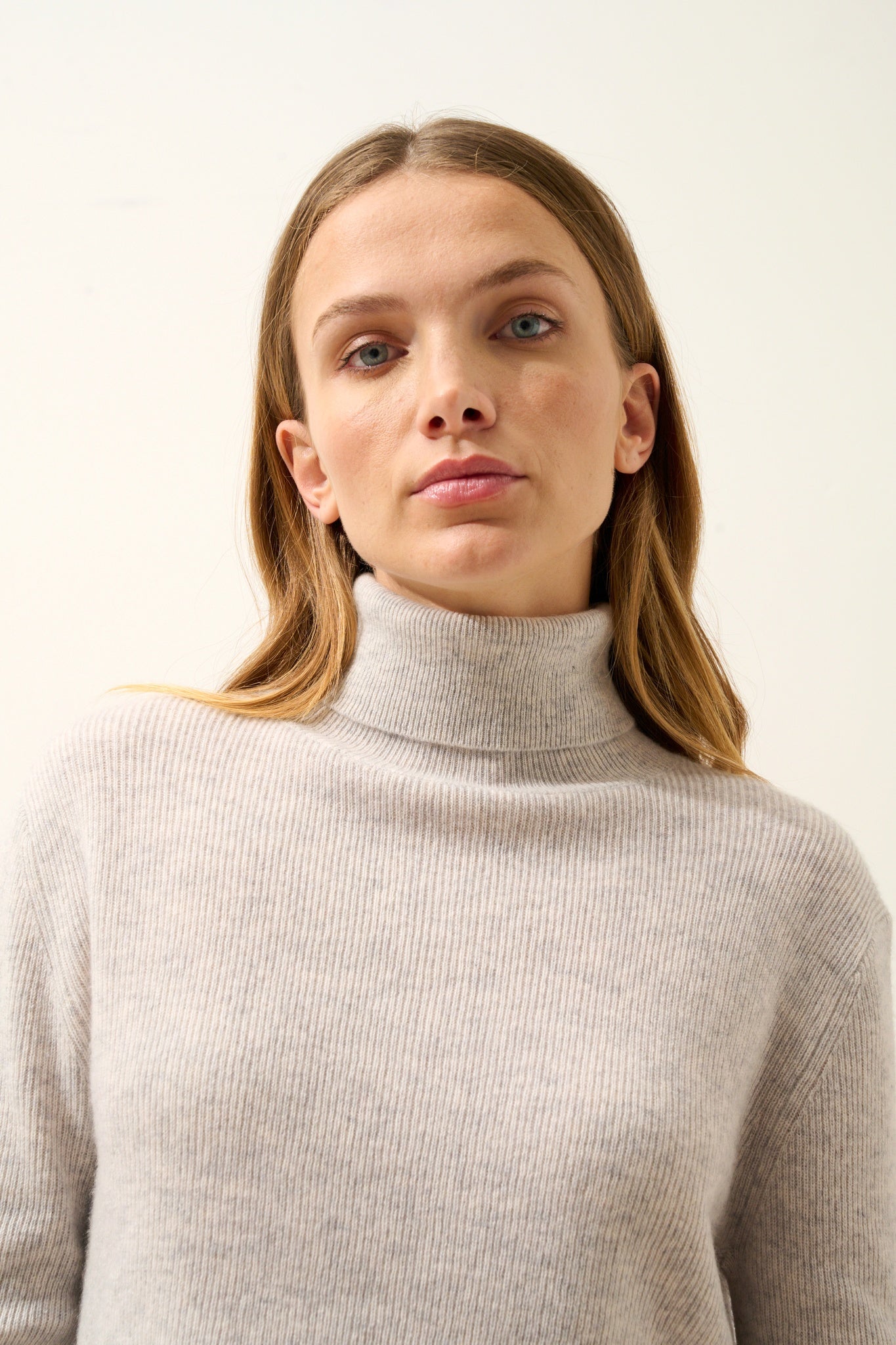 LANAIS glacier mottled turtleneck sweater
