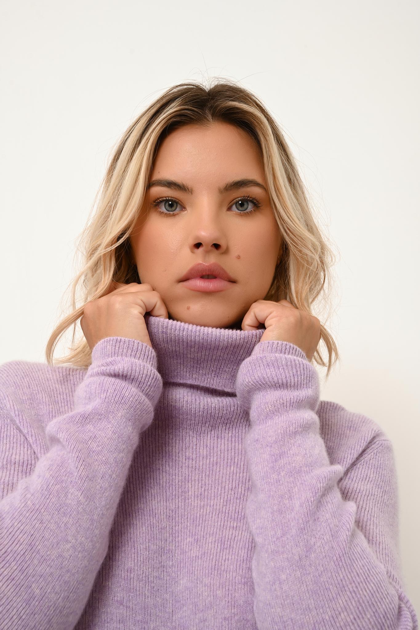 LANAIS pull col roulé mauve chiné