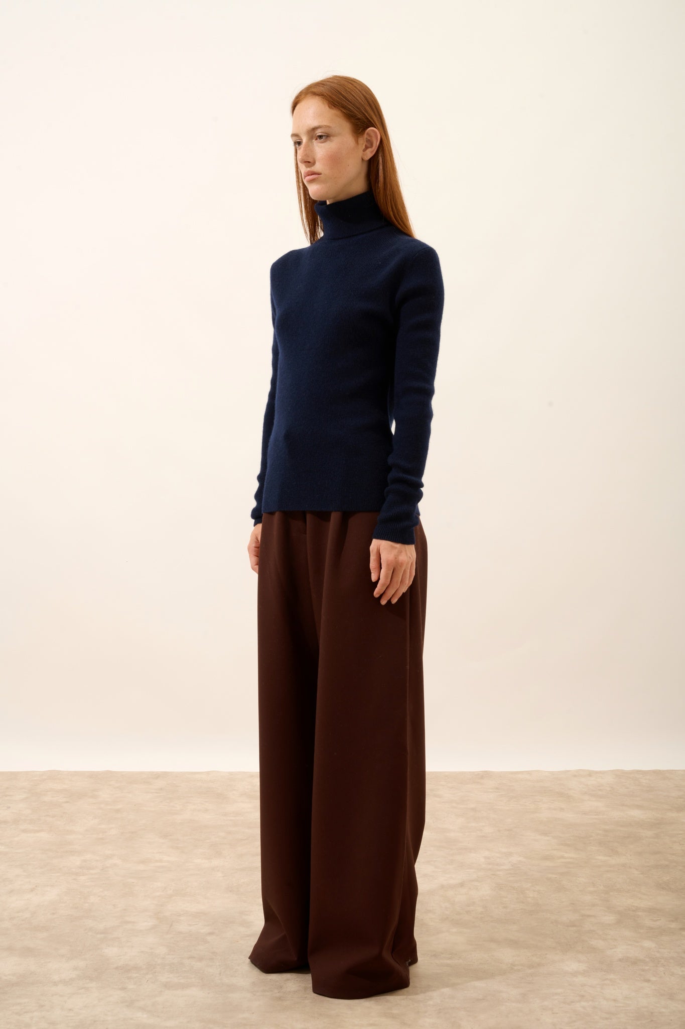 LANAIS pull col roulé navy