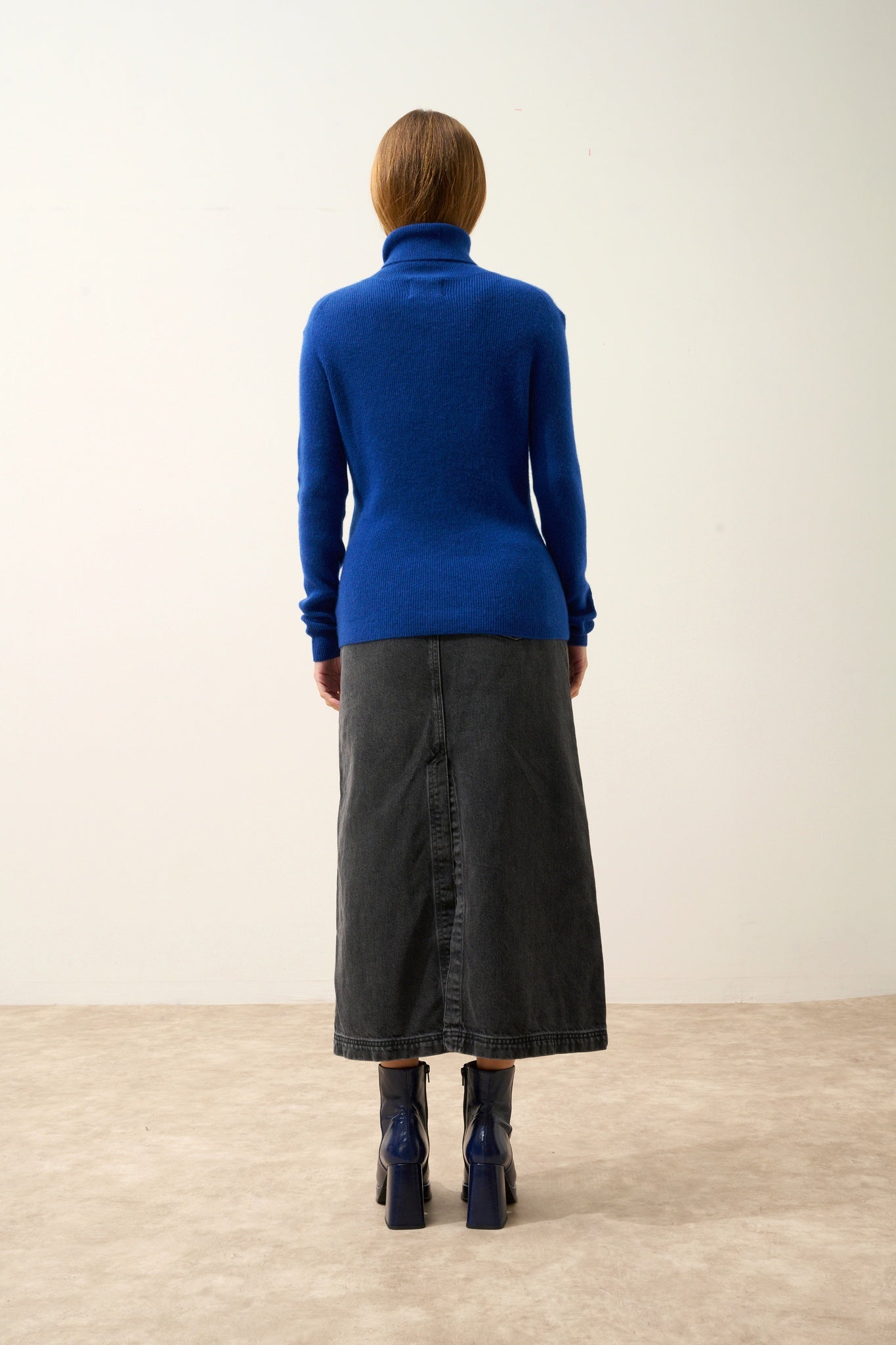 LANAIS ultramarine turtleneck sweater