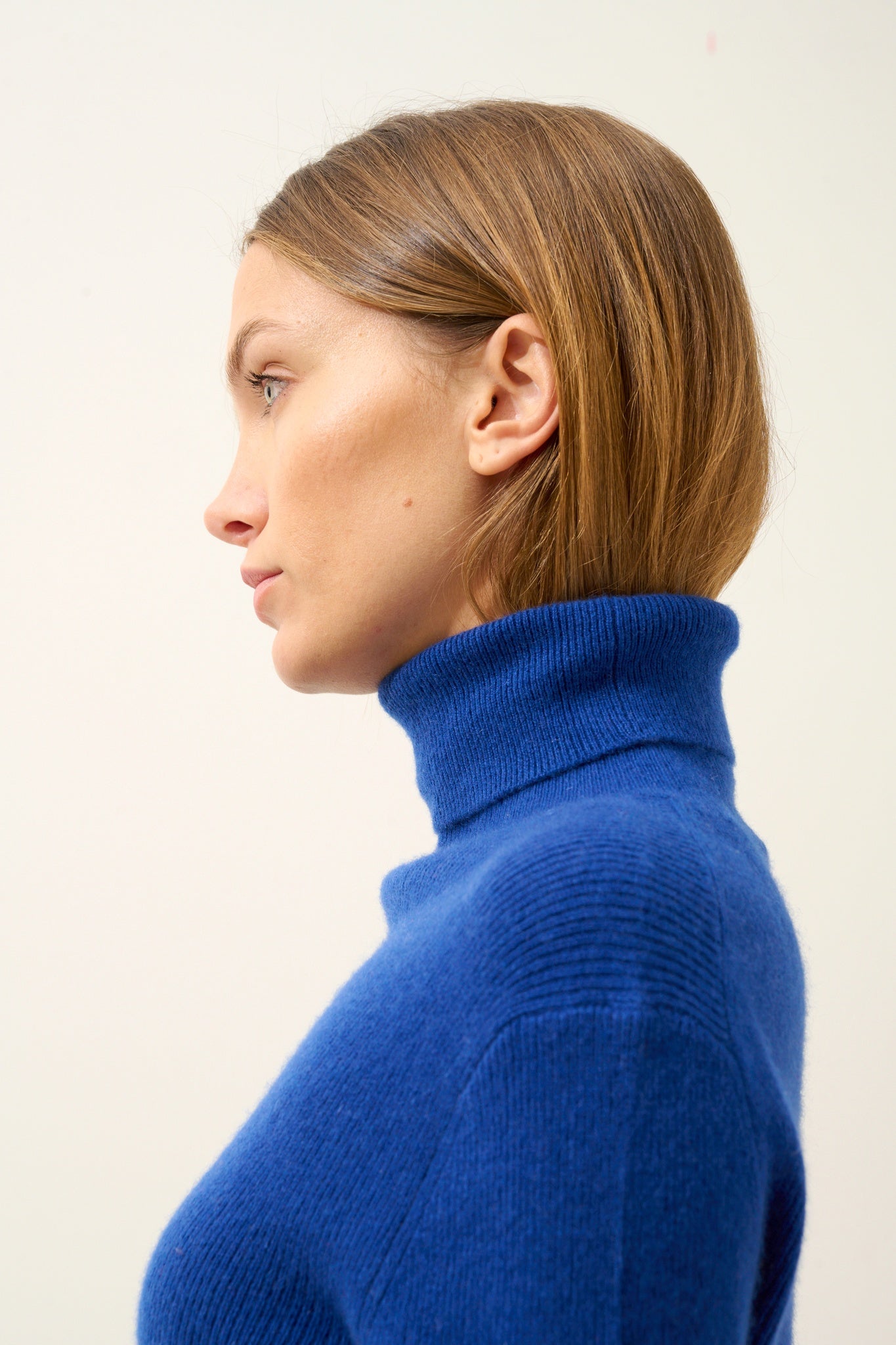 LANAIS ultramarine turtleneck sweater