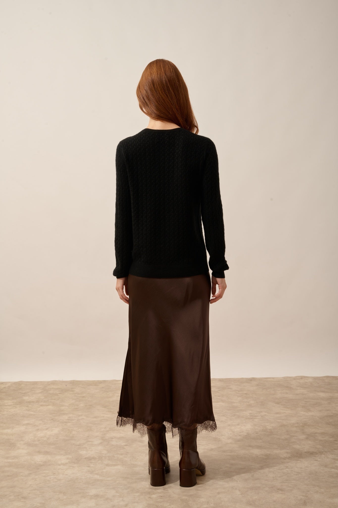 LAURA black round neck cardigan