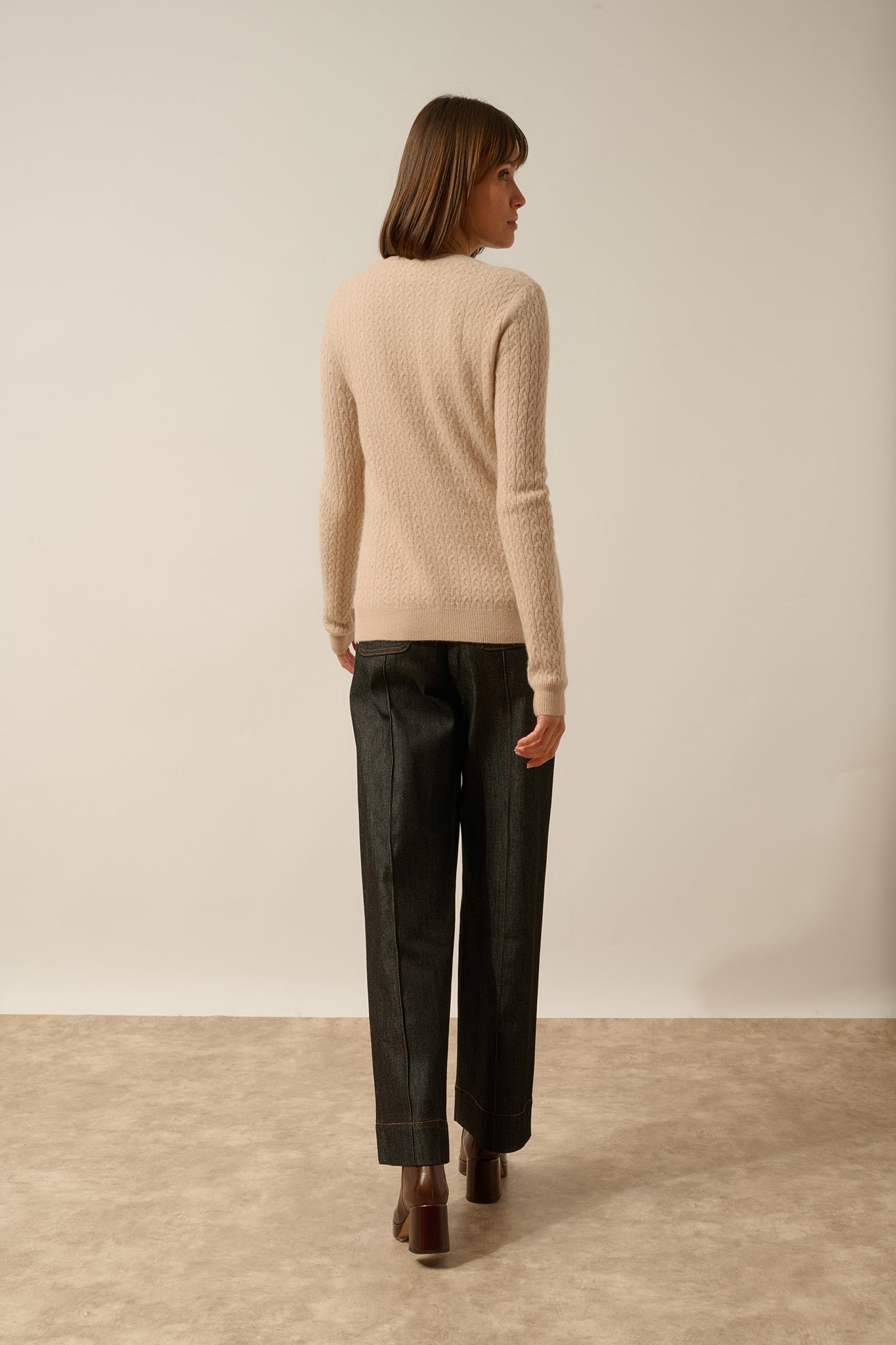 LAURA cardigan col rond nude