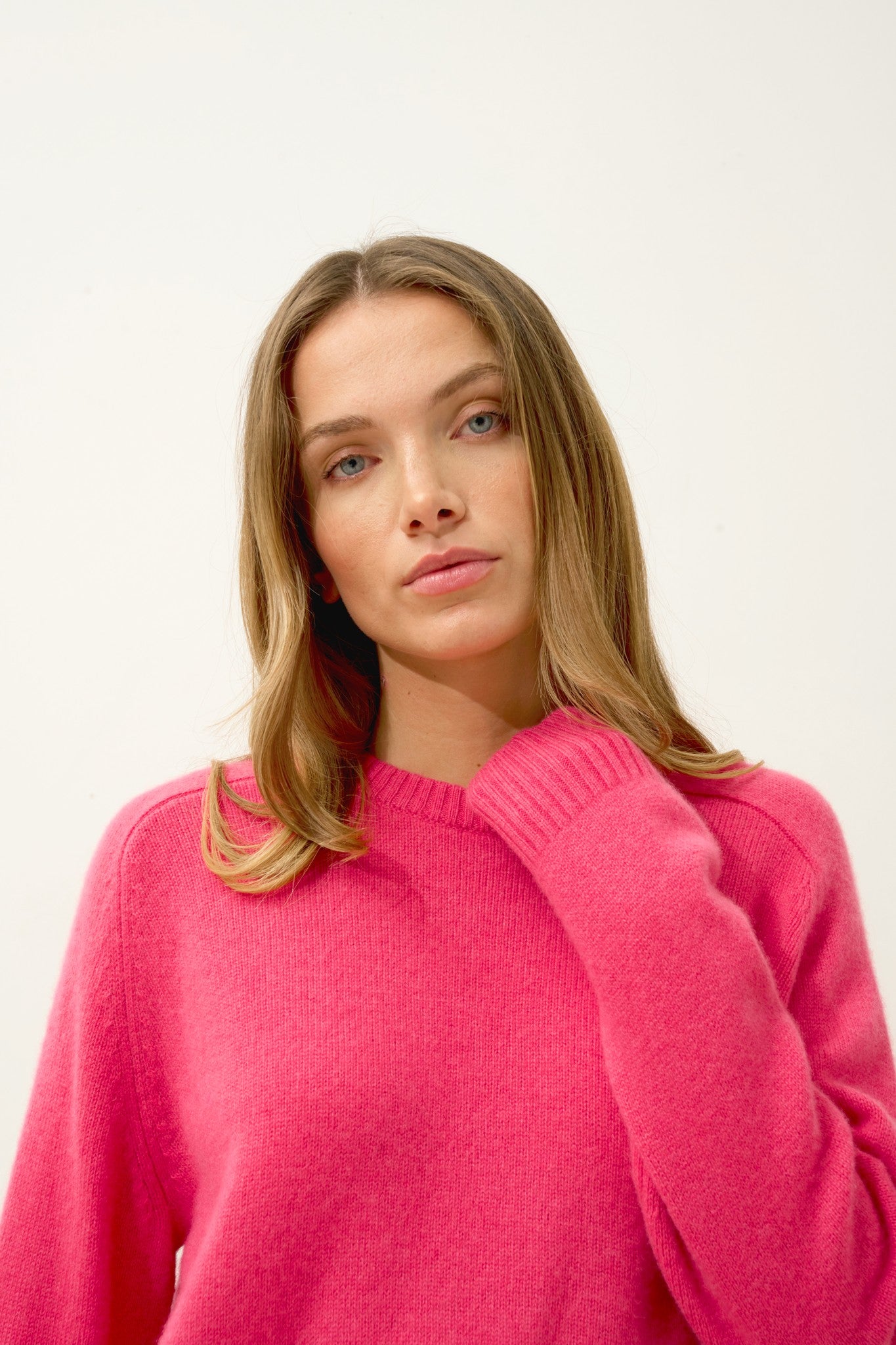 lavinia pull col rond 4 fils fraise 100% cachemire