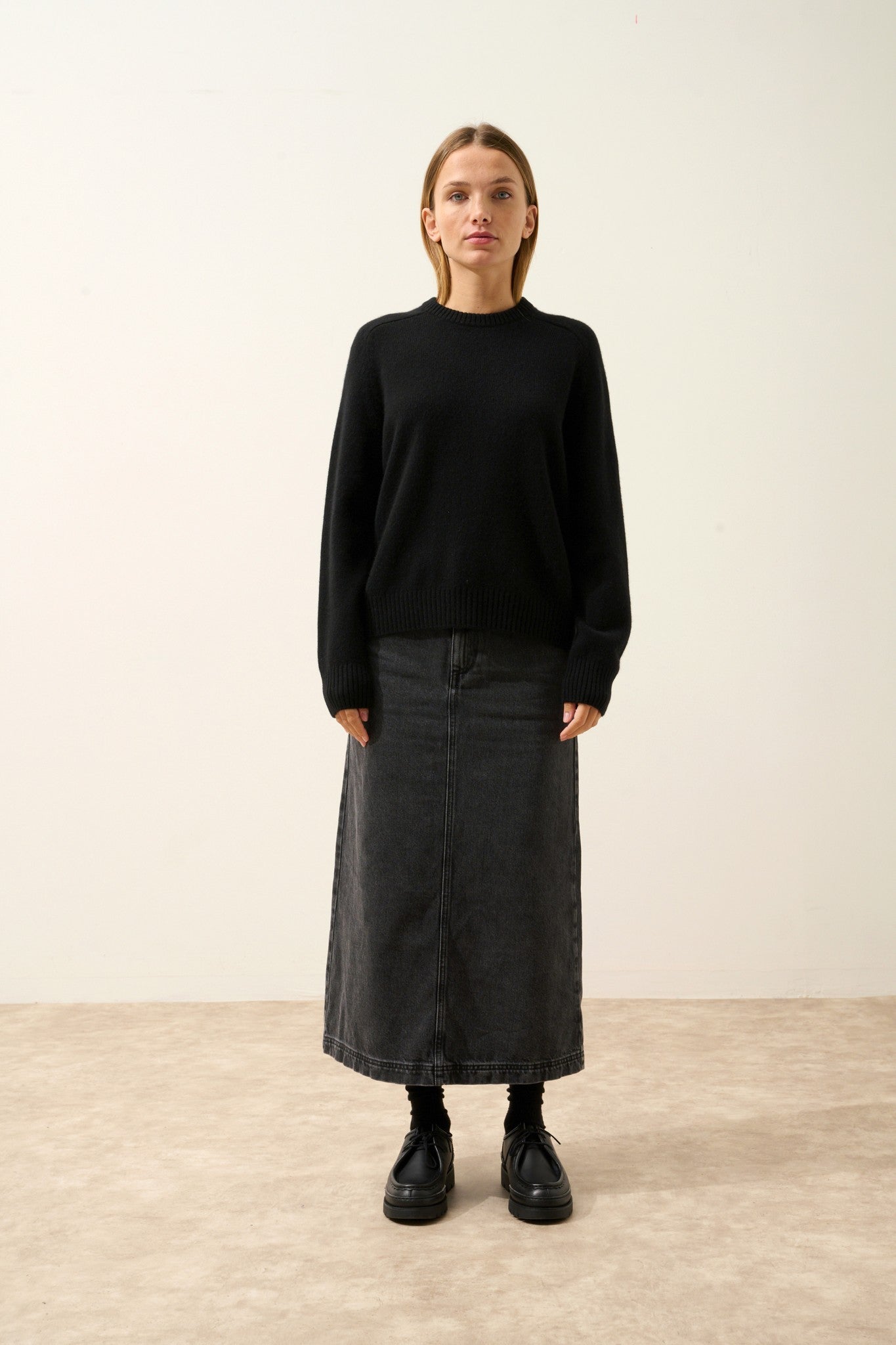 lavinia pull col rond 4 fils noir 100% cachemire