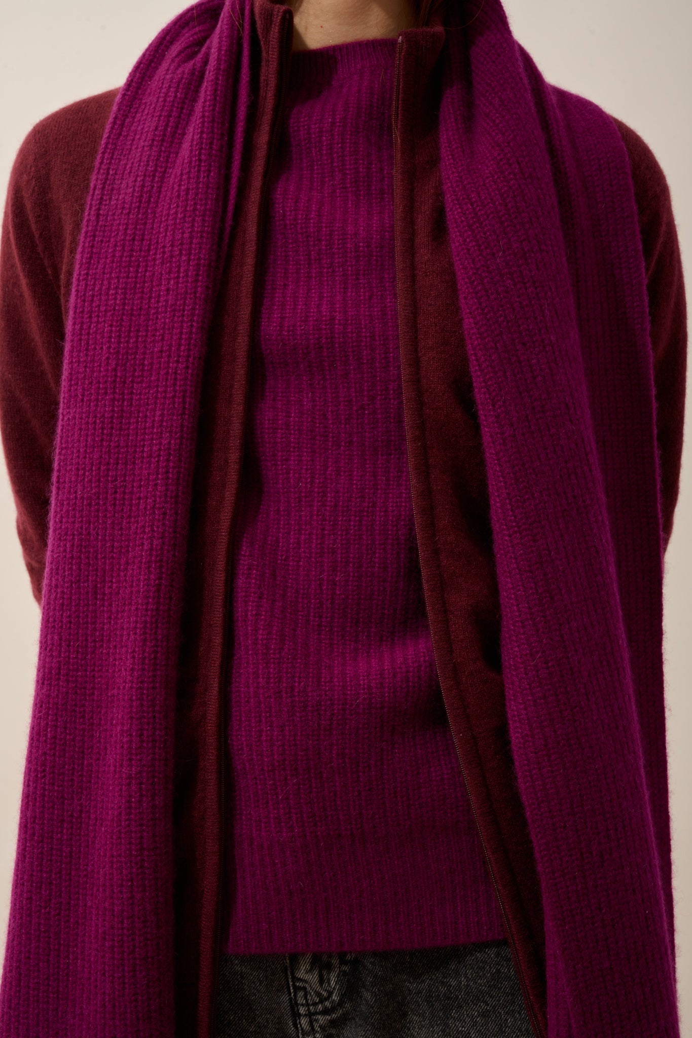 LEA 4-ply plum scarf