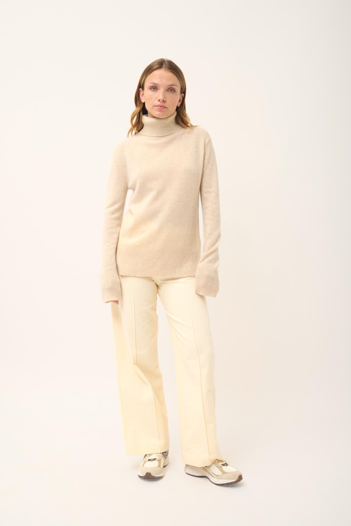 LEXIE pull col roulé avoine