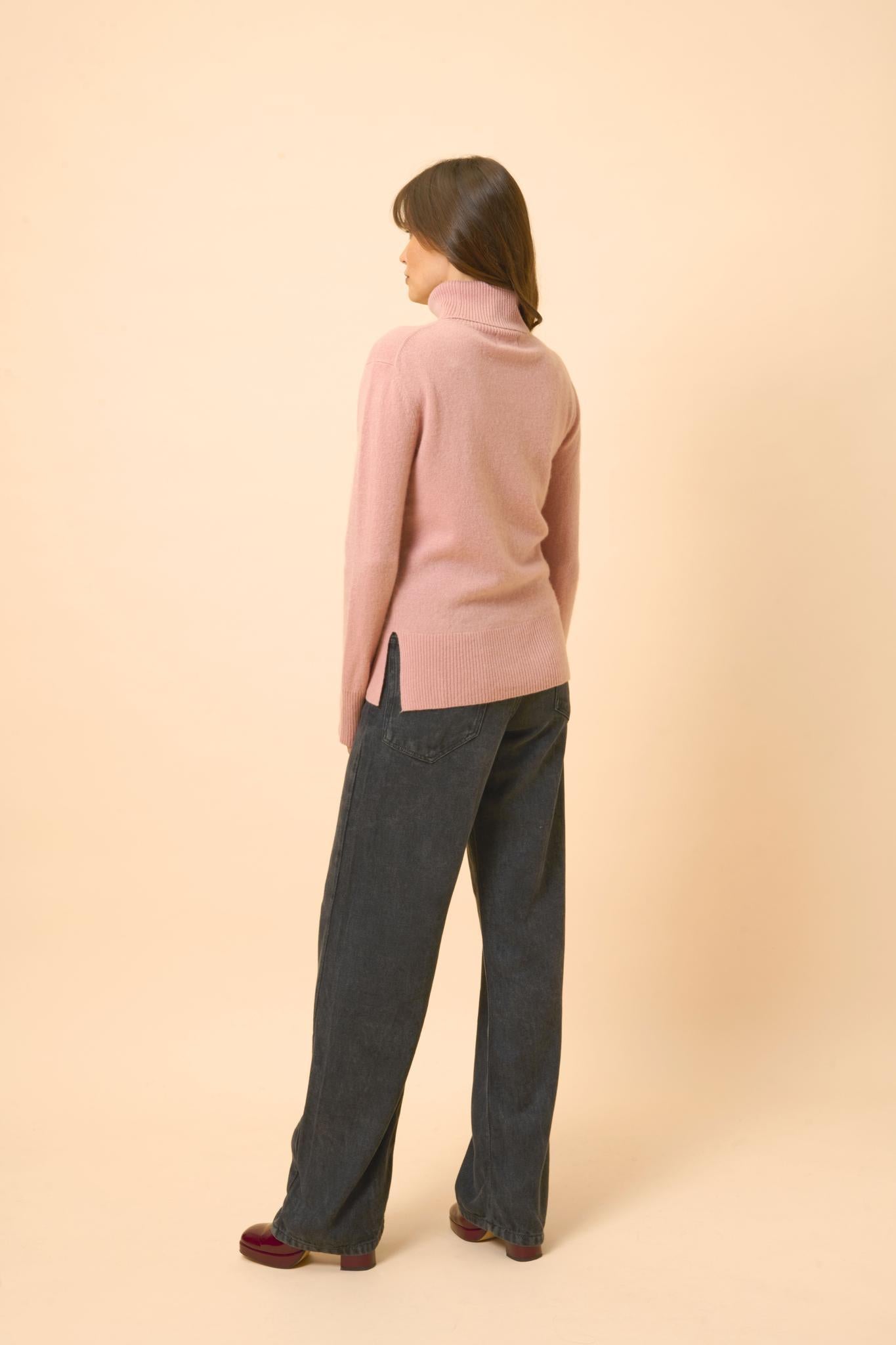 LEXIE rosewood turtleneck sweater