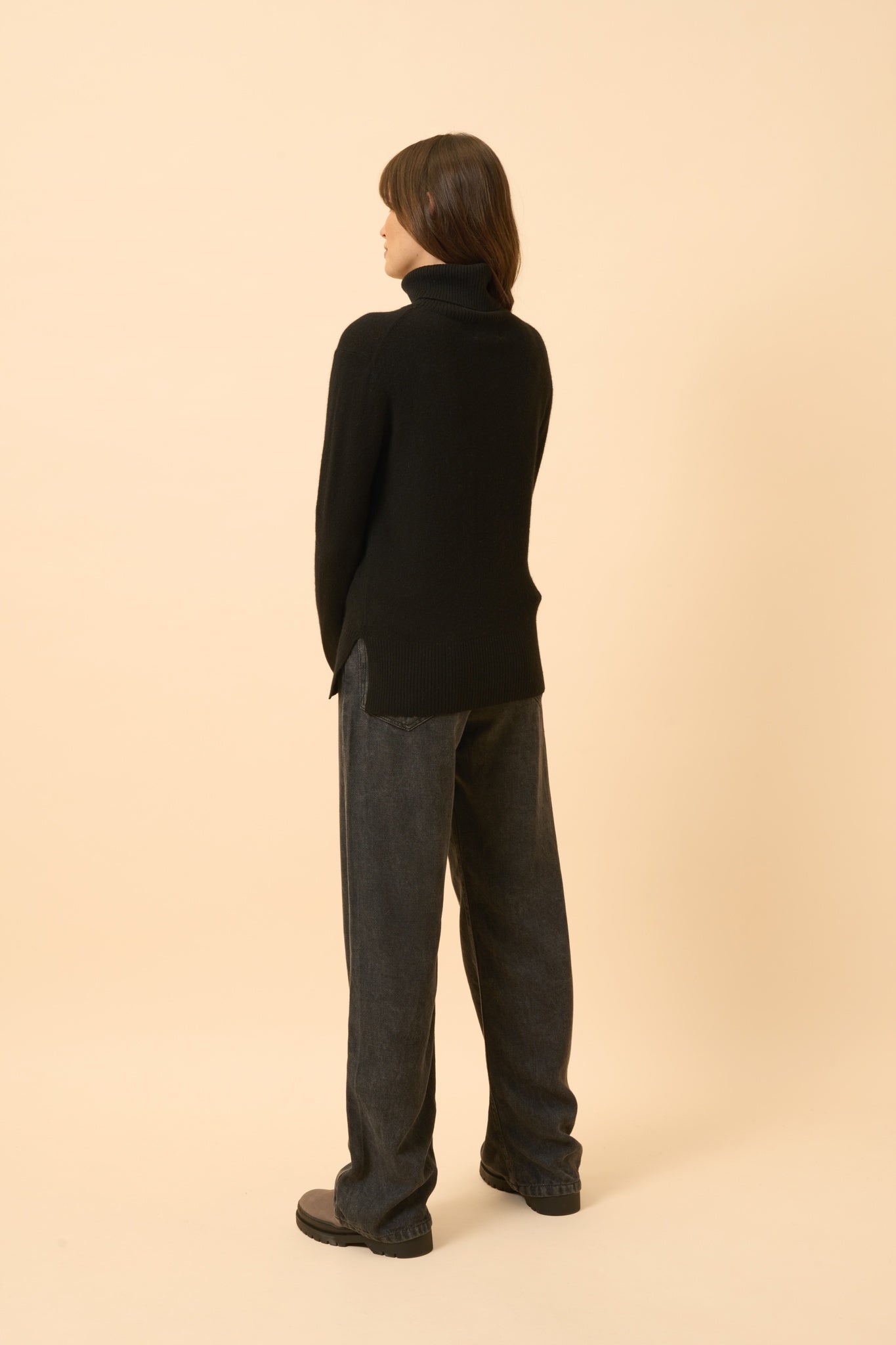 LEXIE pull col roulé noir