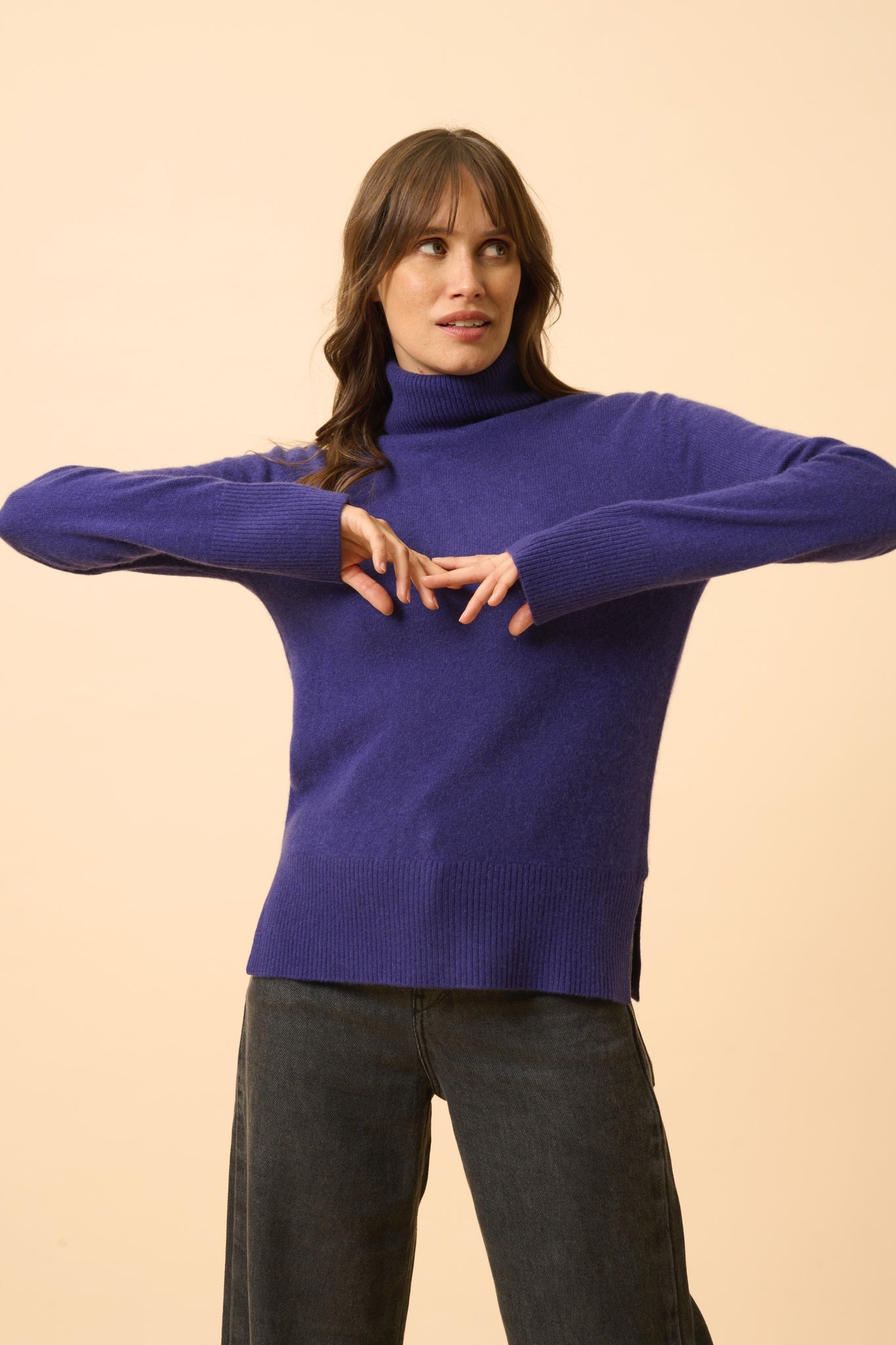 LEXIE pull col roulé purple