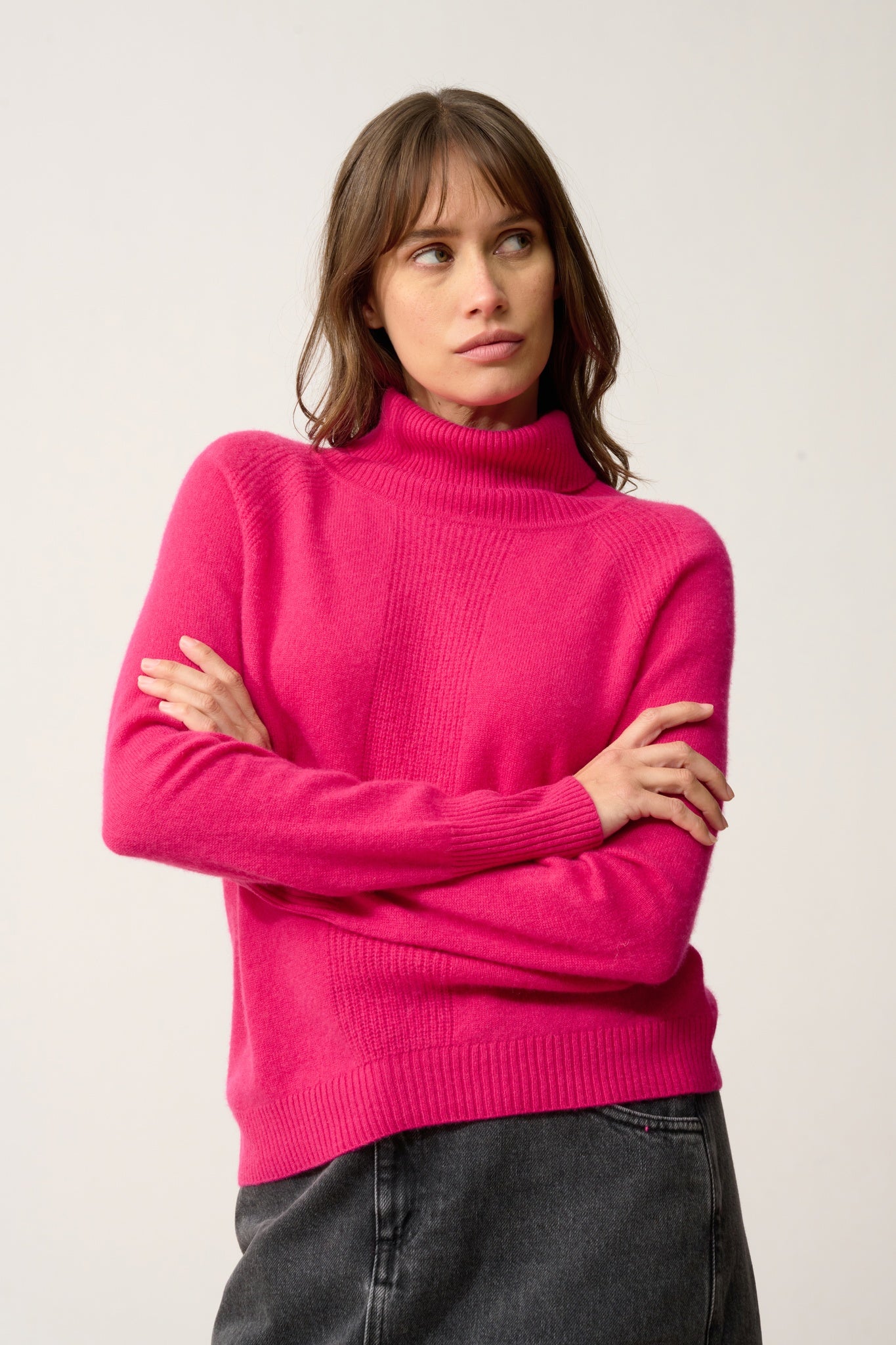 LILLY pull col roulé fuchsia