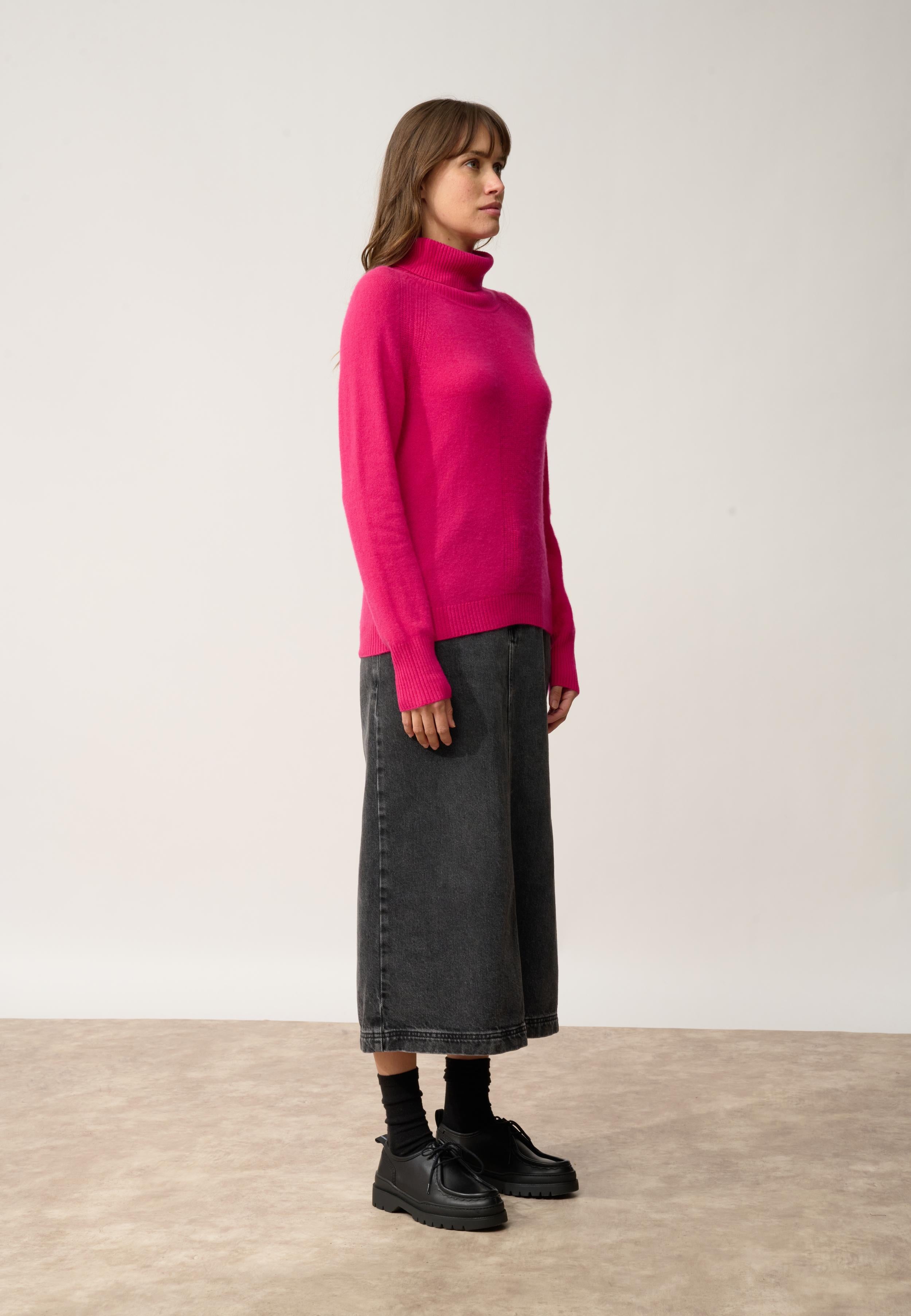 LILLY pull col roulé fuchsia