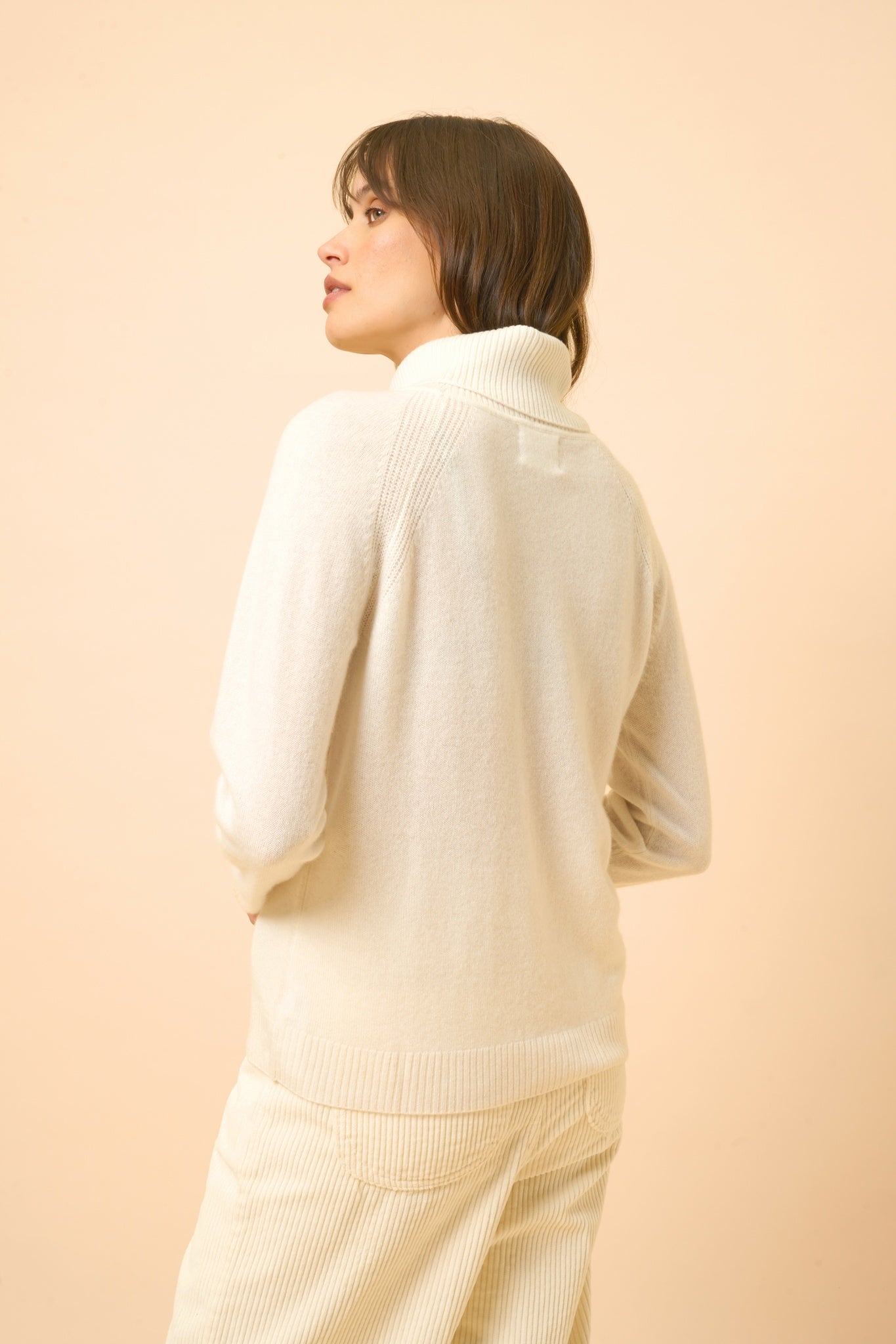 LILLY pull col roulé ivoire