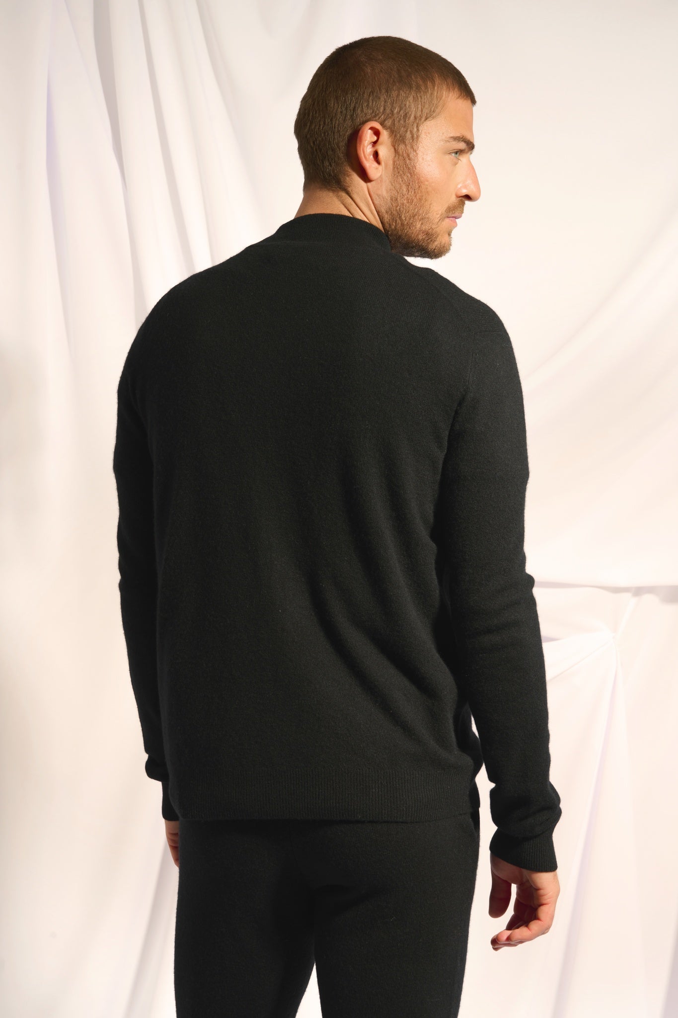 LILOU black stand-up collar cardigan