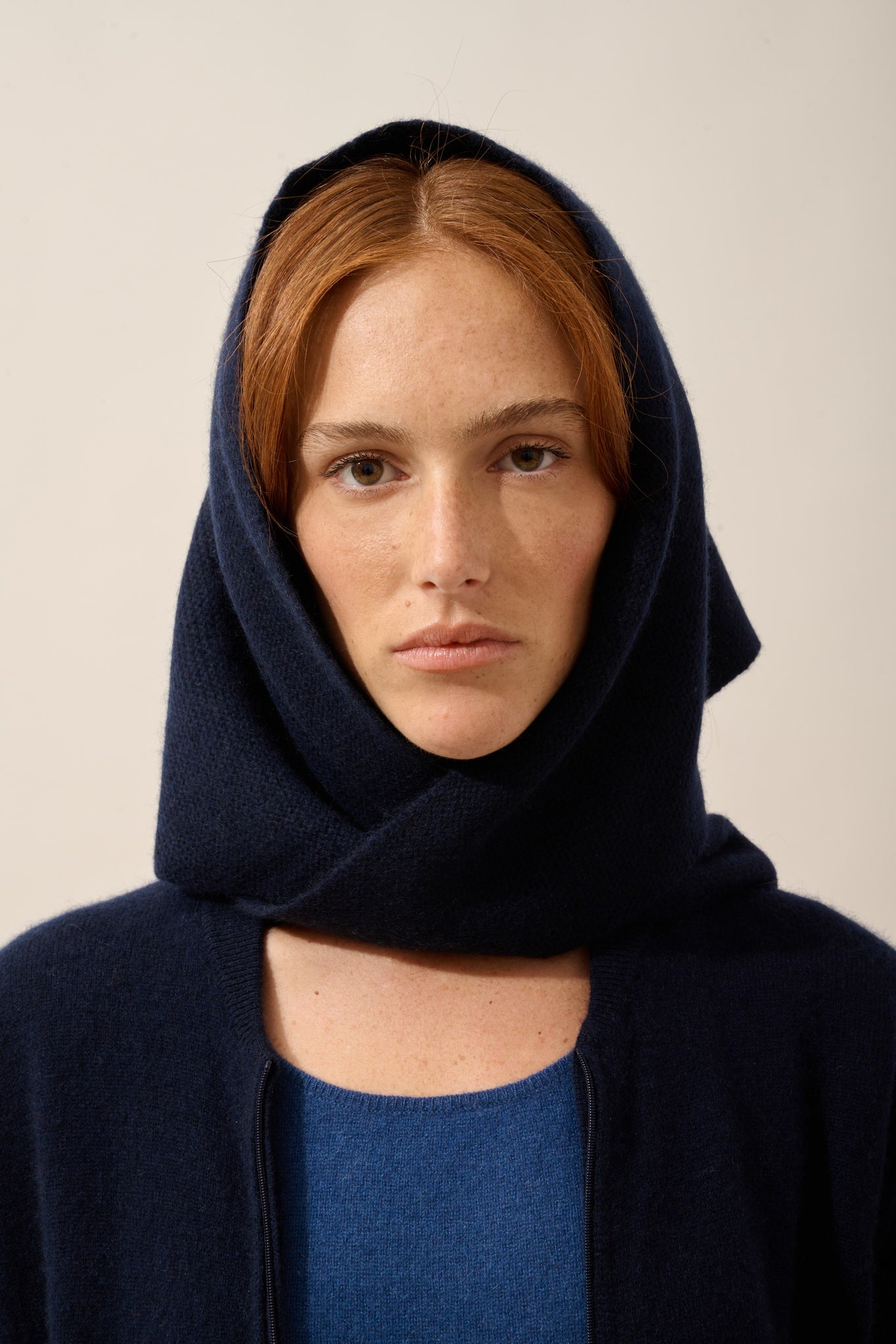 LIMA écharpe triangle avec franges 4 fils navy